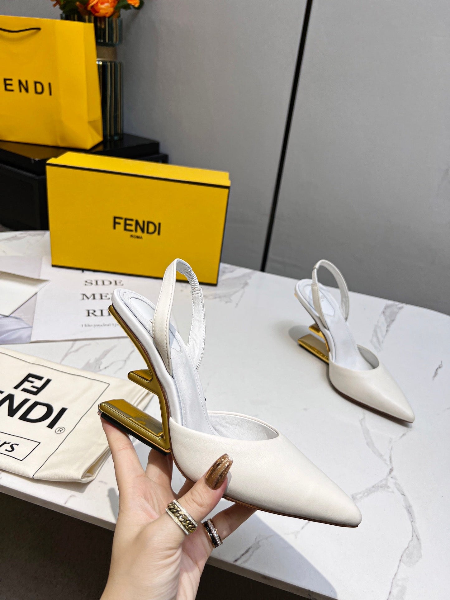 Luxury Shoes - FED - 405