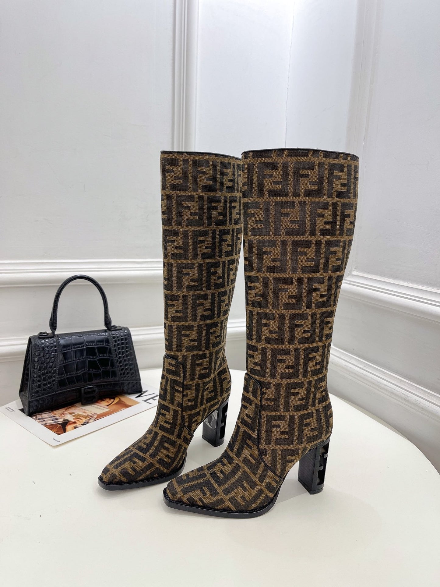 Luxury Shoes - FED - 343