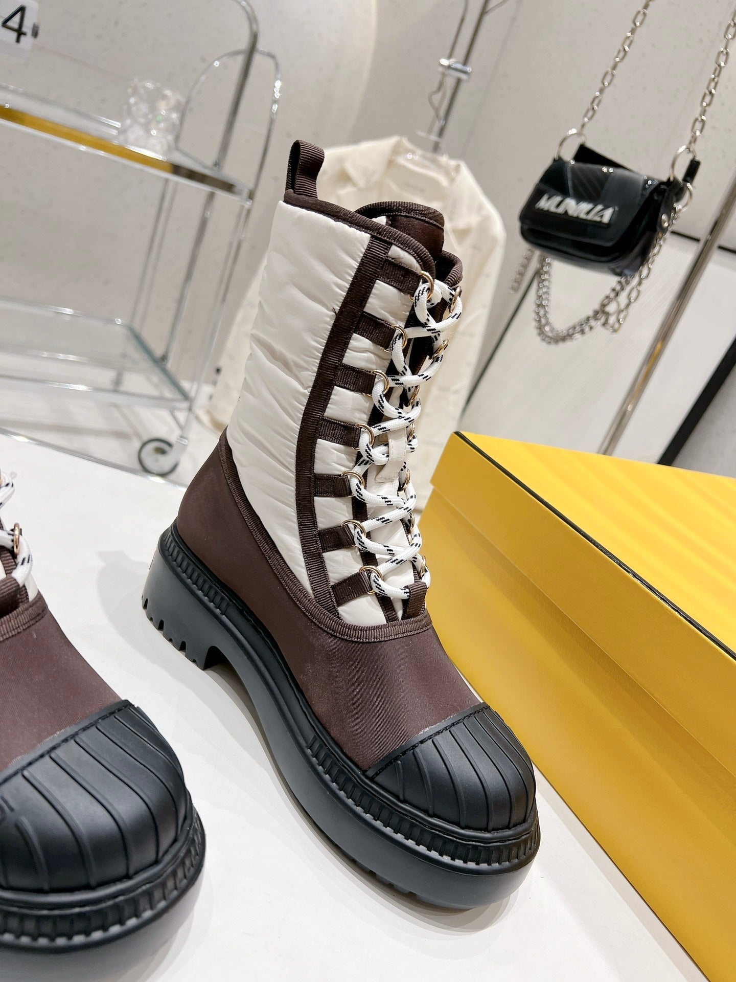 Luxury Shoes - FED - 243