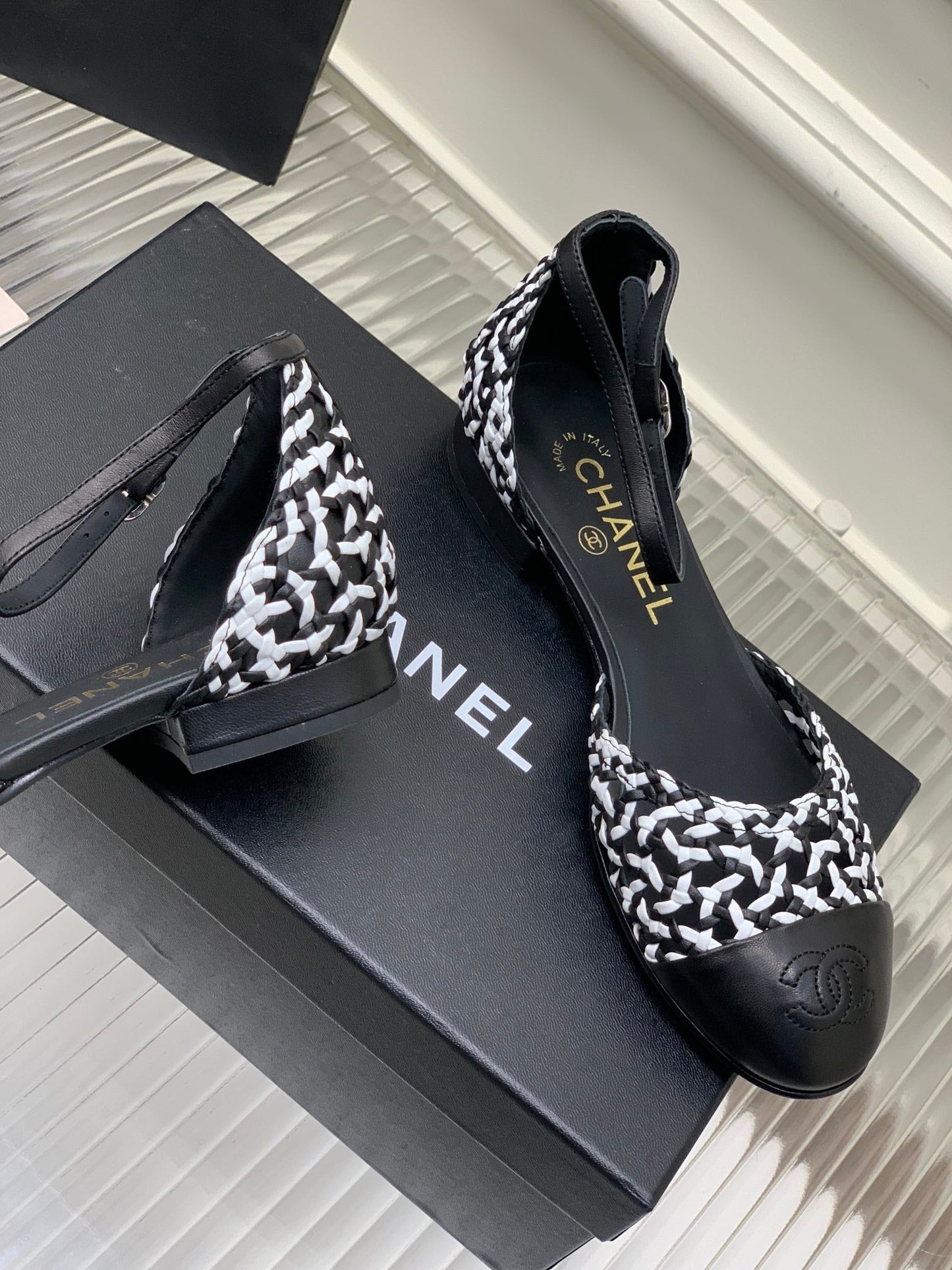 Luxury Shoes Sandals - CHL - 1017