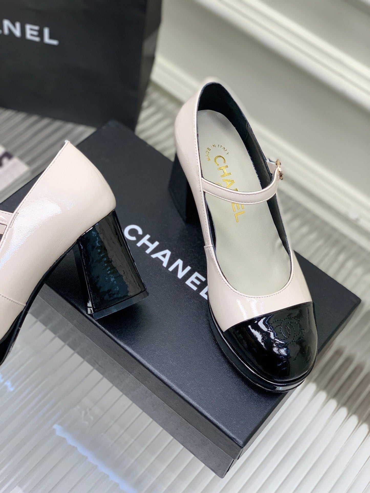 Luxury Shoes Sandals - CHL - 1013