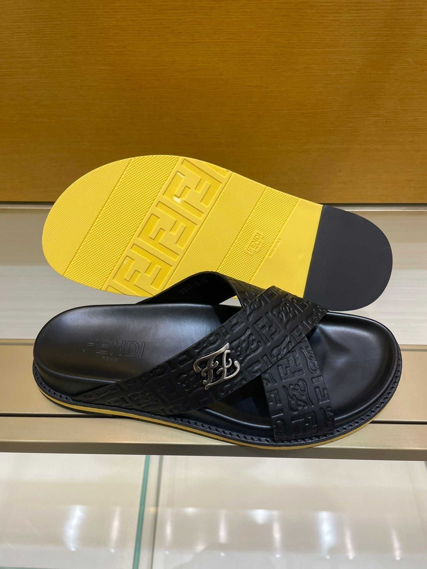 Luxury Shoes - FED - 231