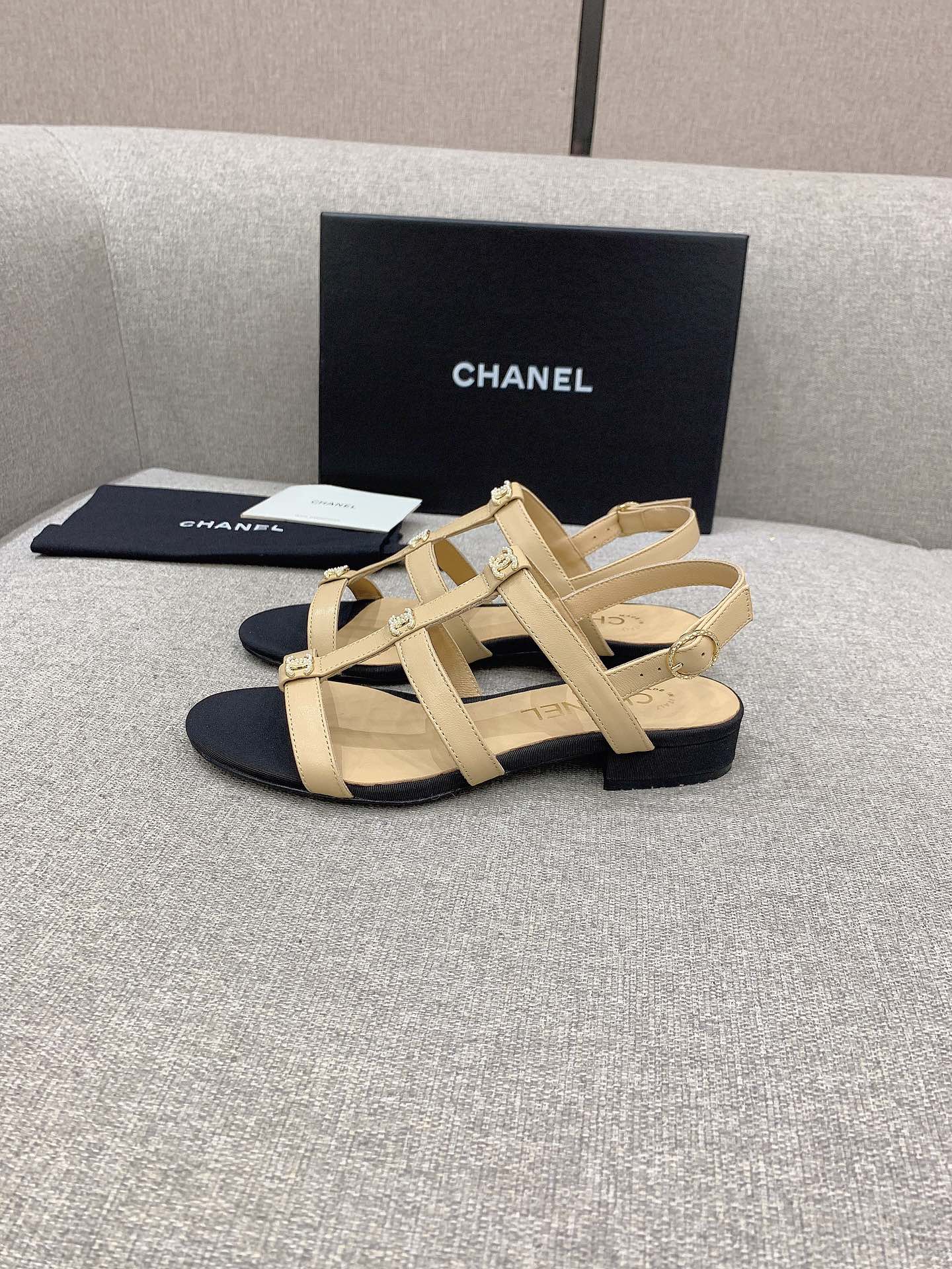 Luxury Shoes Sandals - CHL - 744