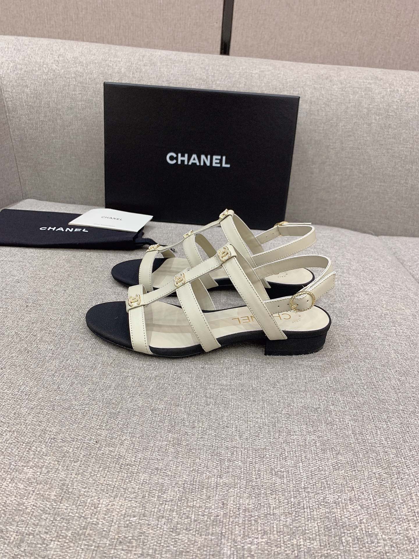 Luxury Shoes Sandals - CHL - 745