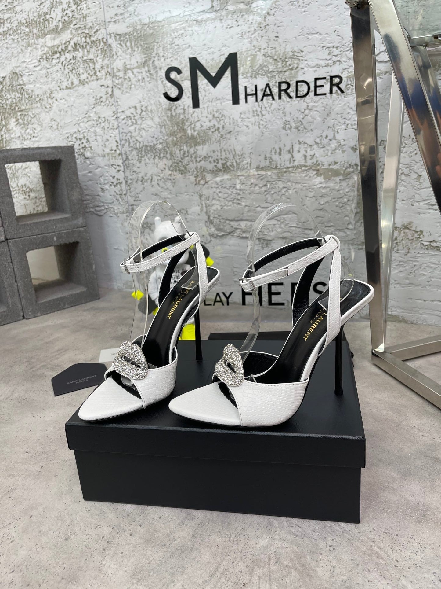 Luxury Shoes Sandals - SL - 207
