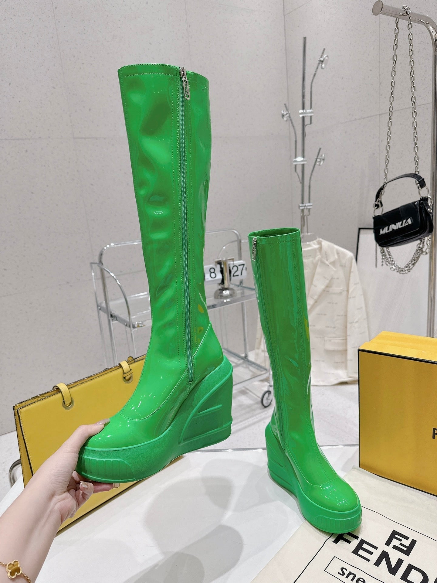 Luxury Shoes - FED - 125