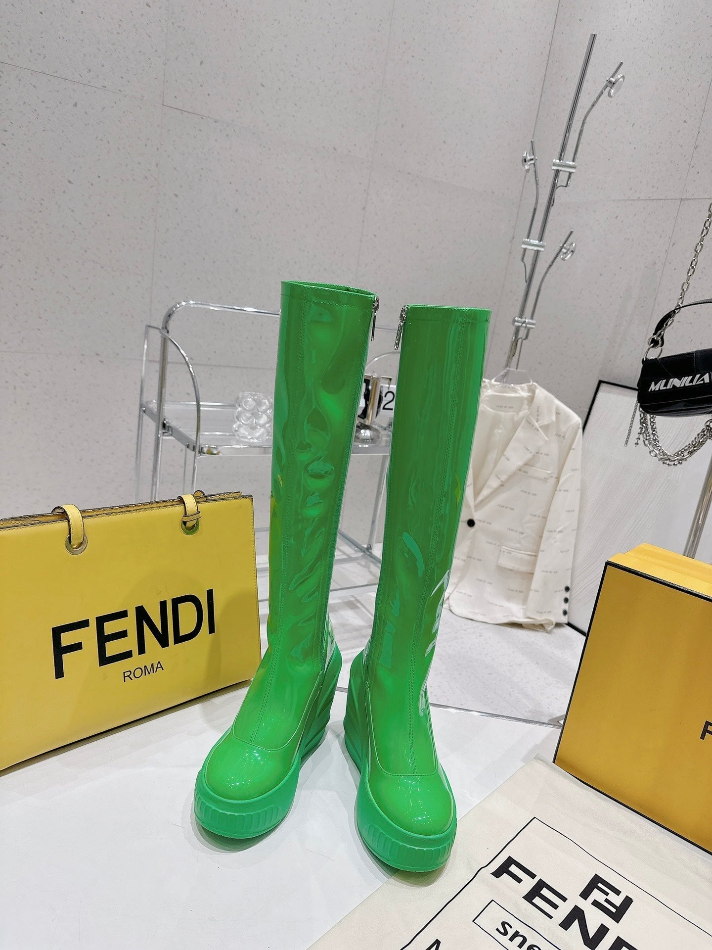 Luxury Shoes - FED - 125