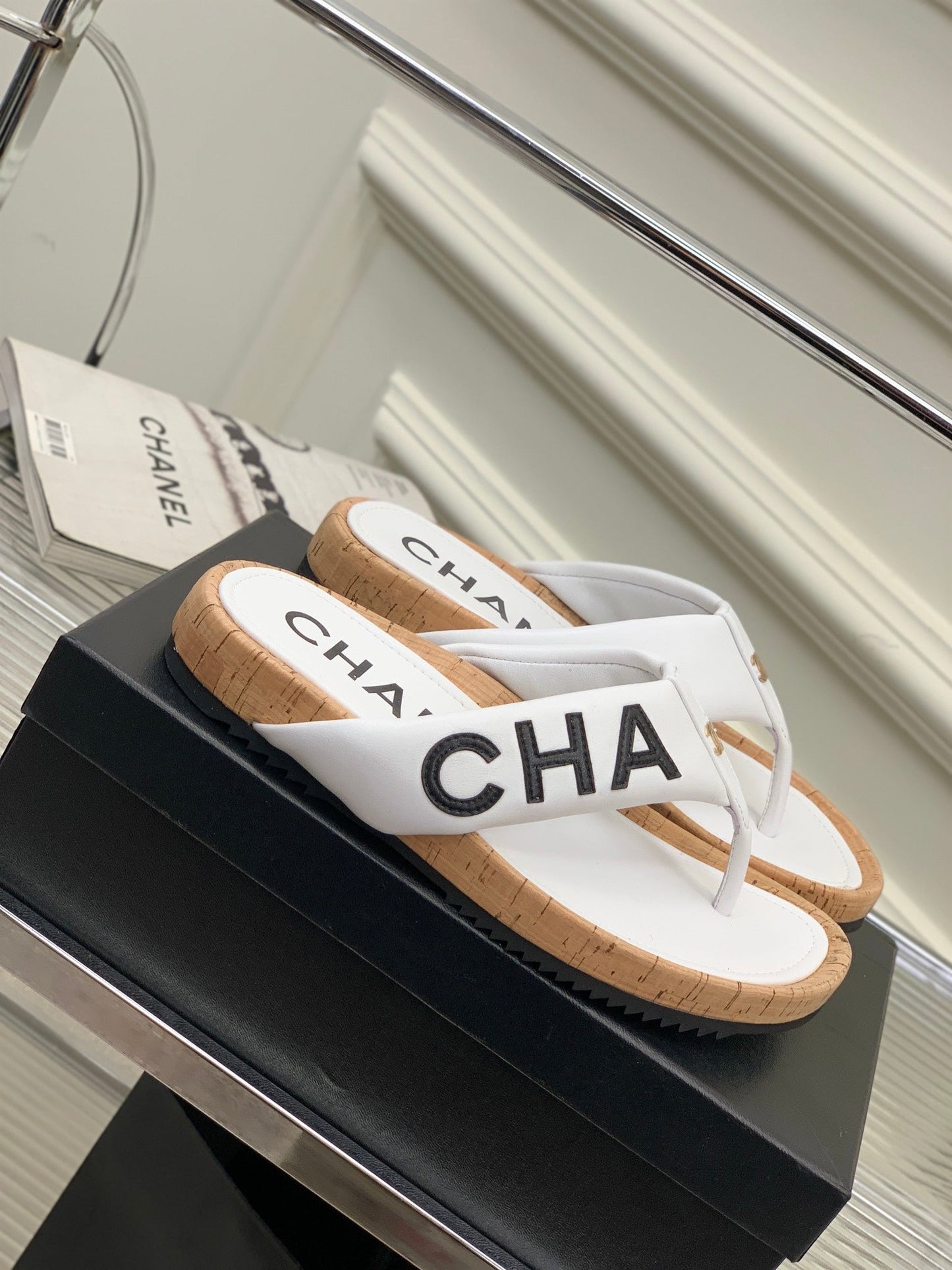 Luxury Shoes Sandals - CHL - 572