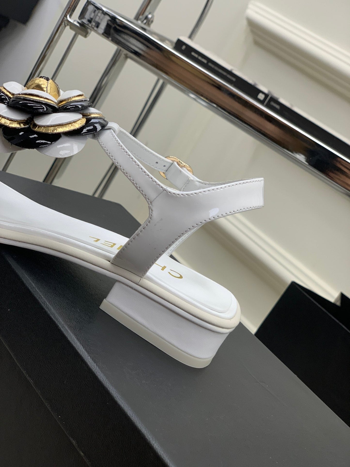 Luxury Shoes Sandals - CHL - 503