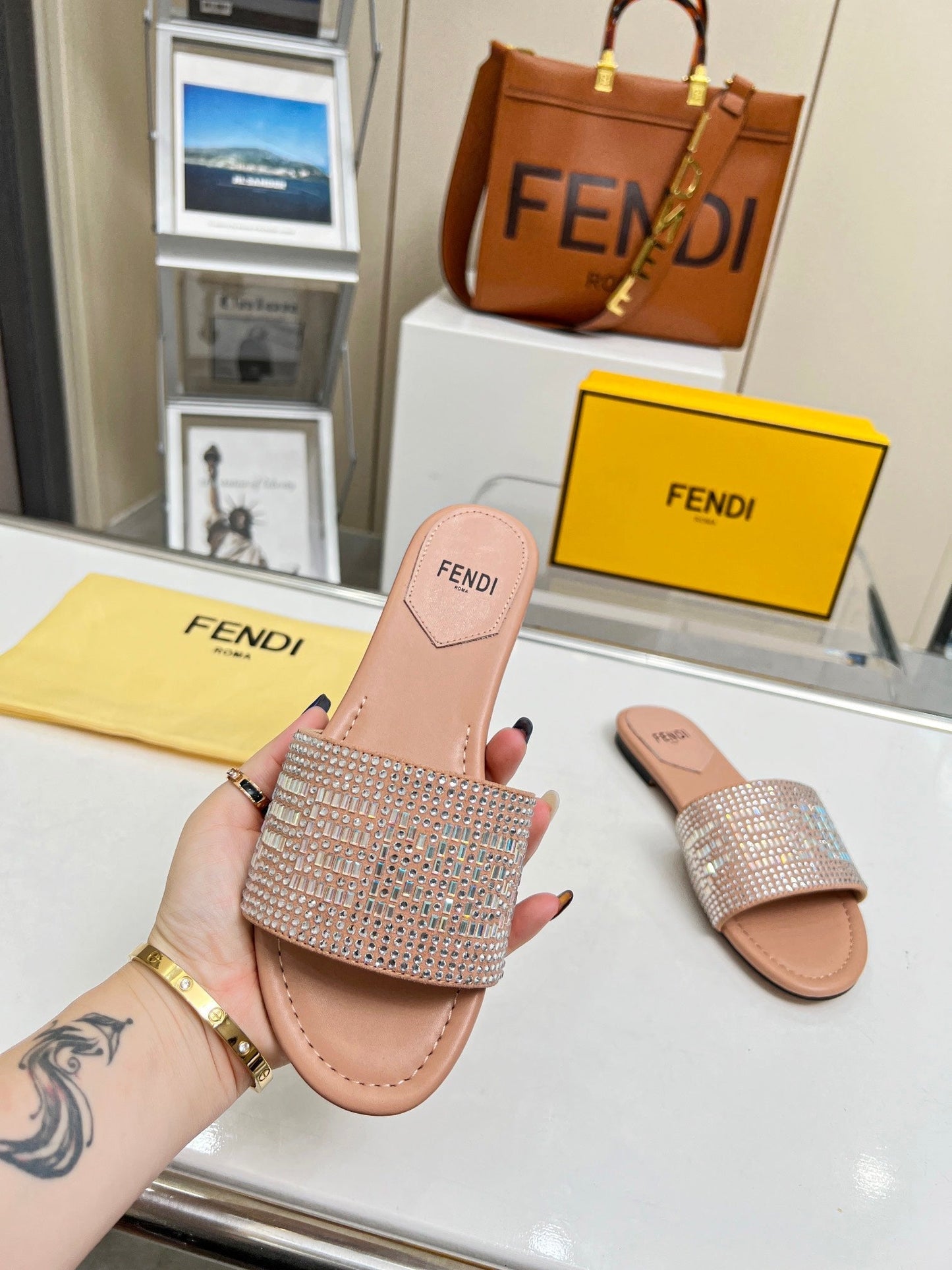 Luxury Shoes - FED - 074