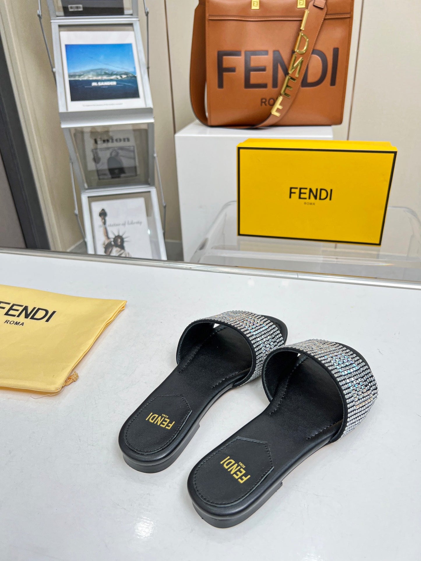 Luxury Shoes - FED - 071