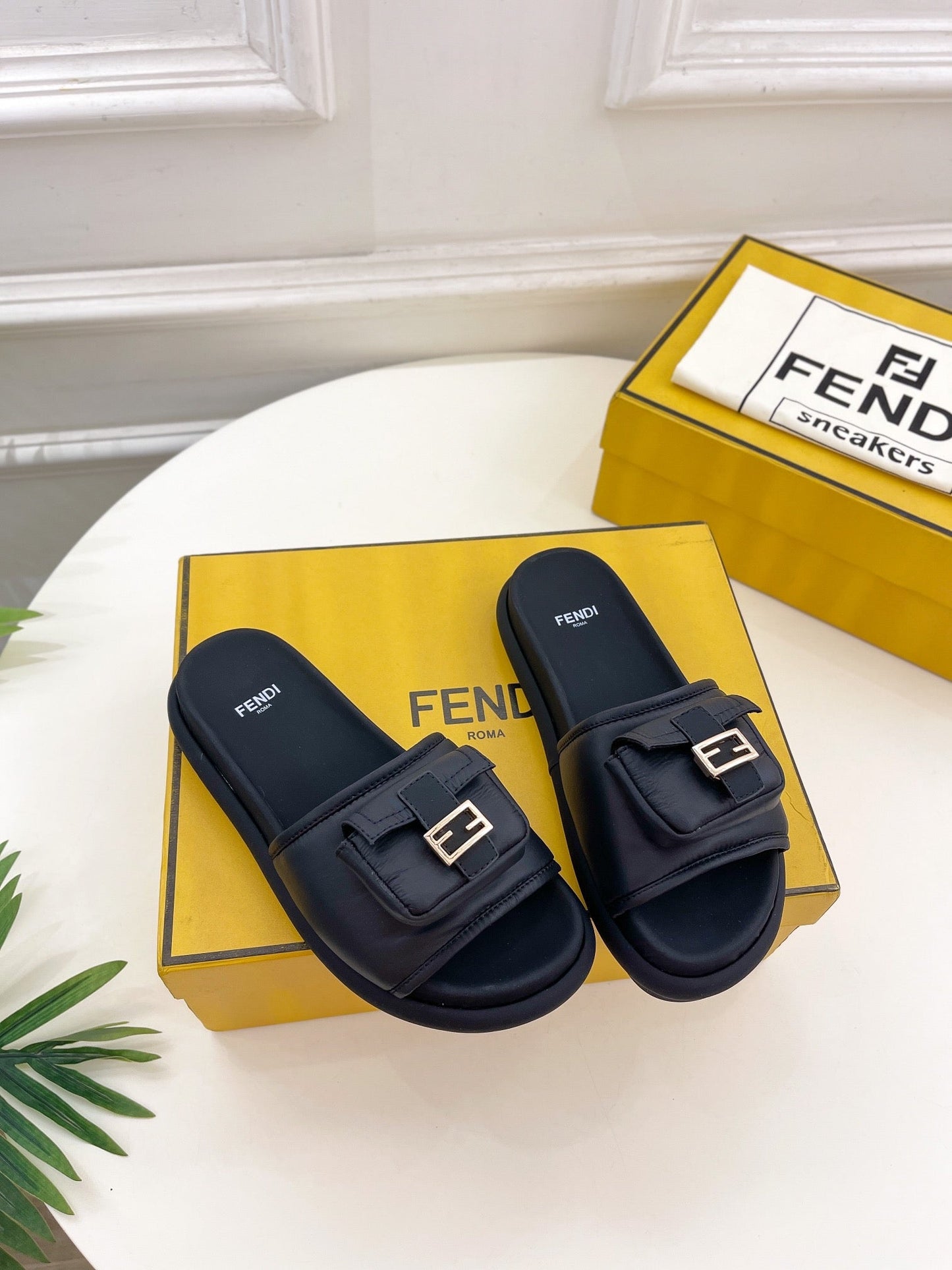 Luxury Shoes - FED - 064