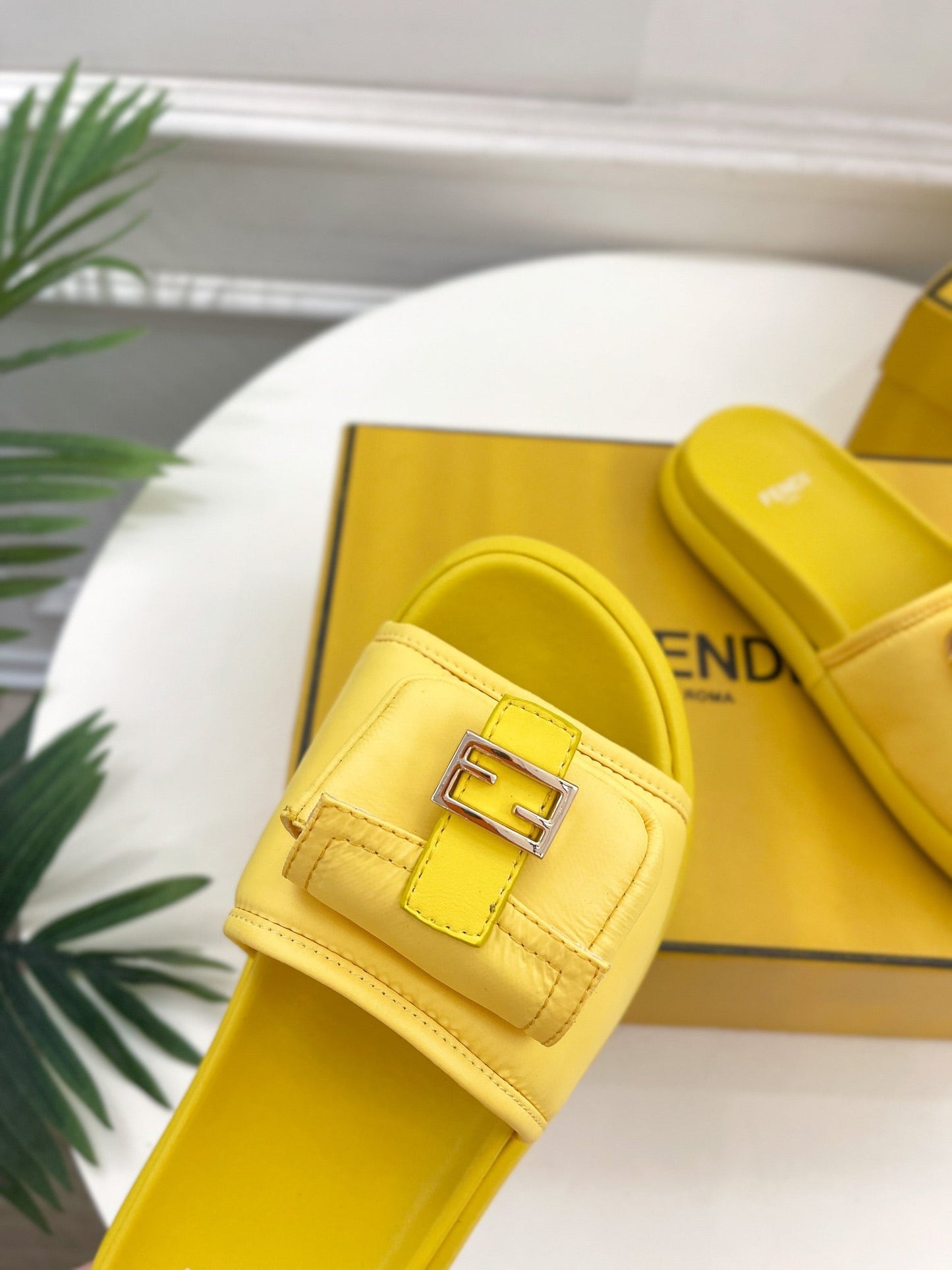 Luxury Shoes - FED - 067