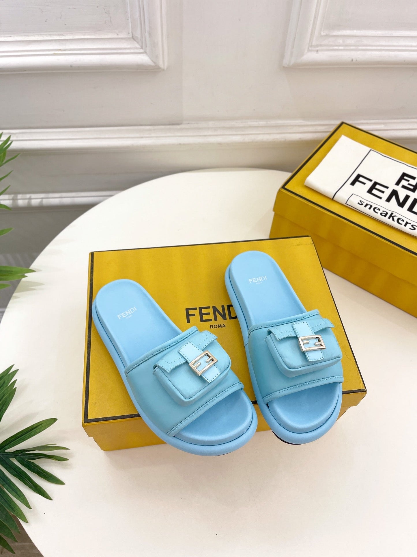 Luxury Shoes - FED - 069