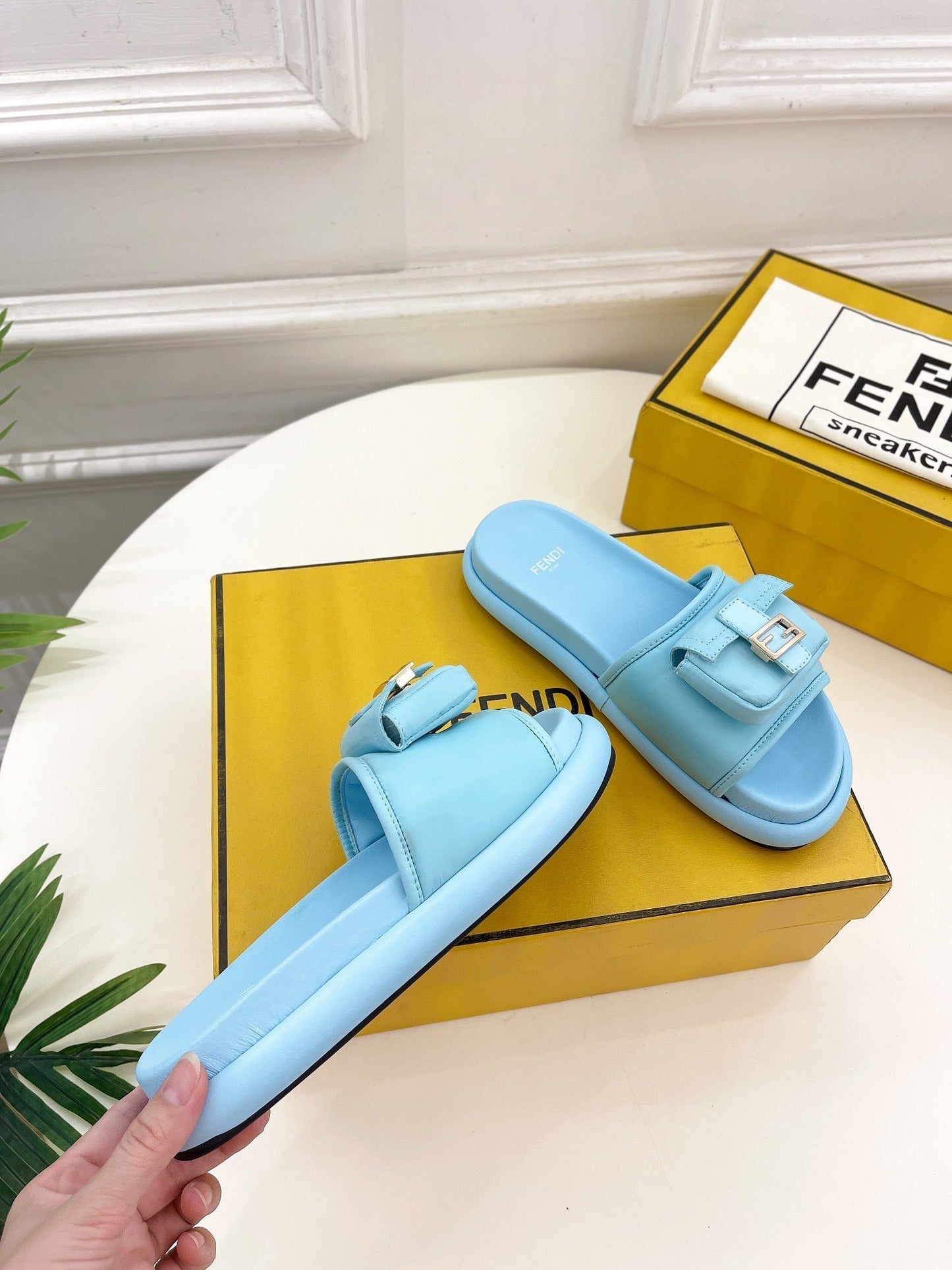 Luxury Shoes - FED - 069