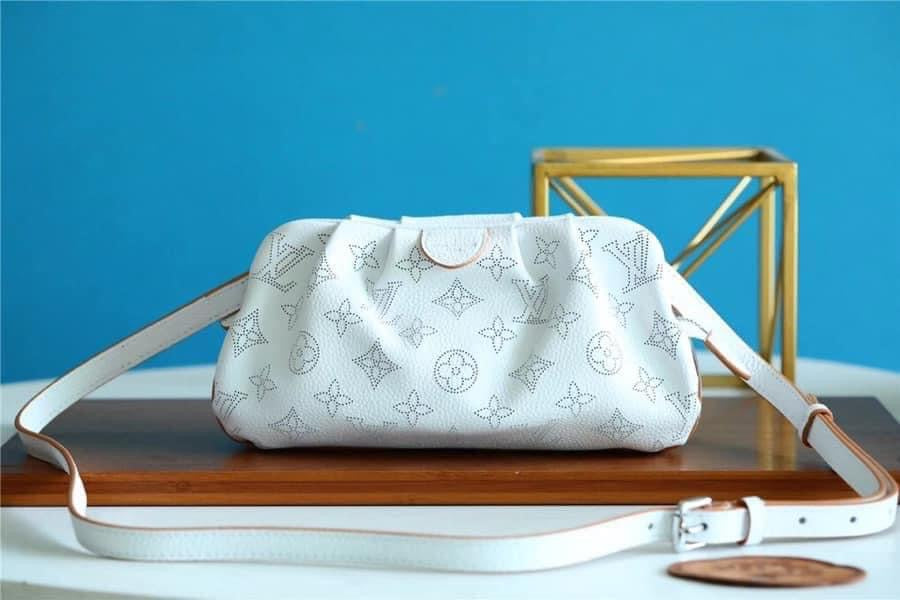 Louis Vuitton Scala mini Pouch Bag