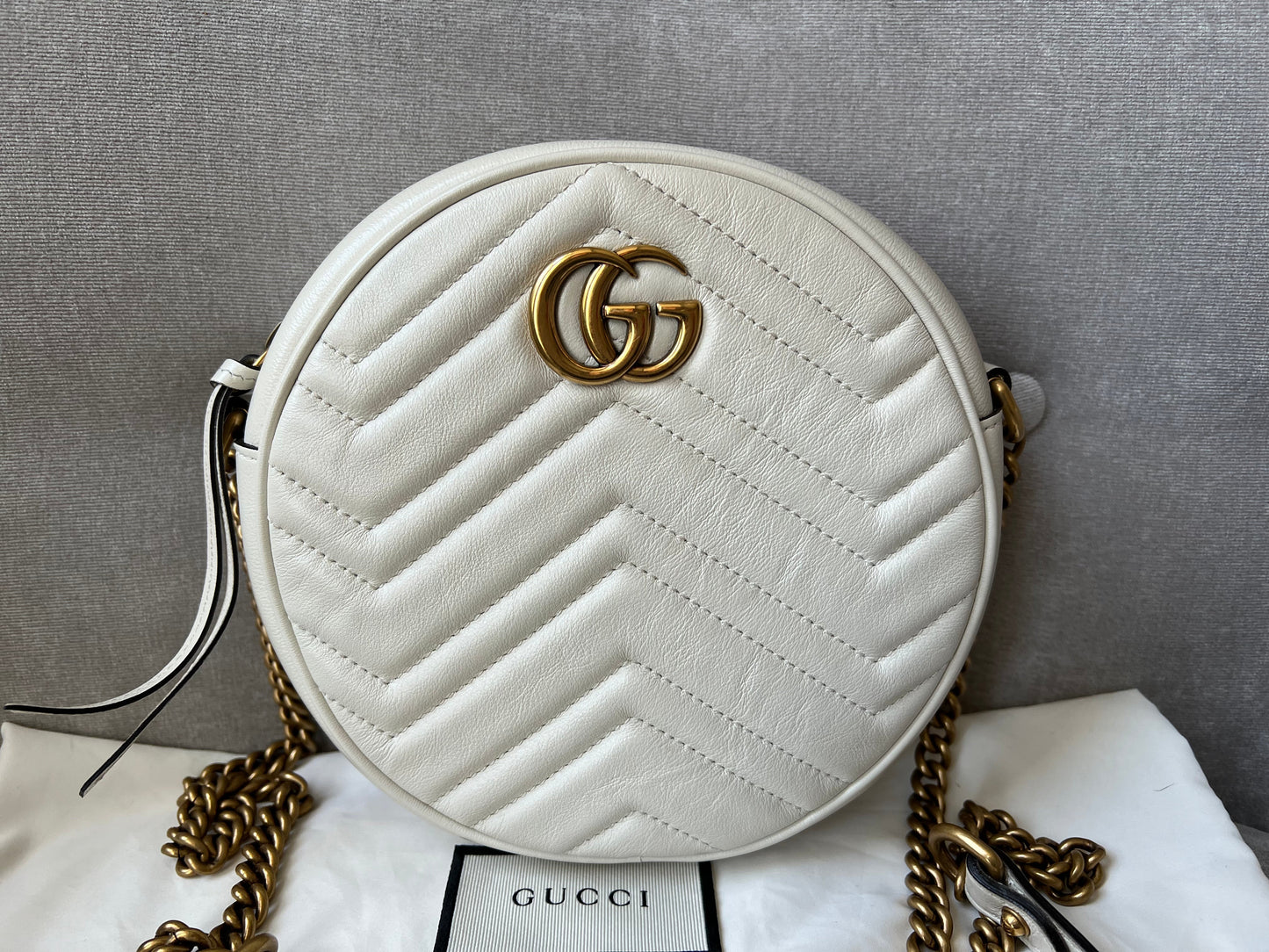 Gucci GG Round White Marmont Small Shoulder Bag (RRP Â£1,160)