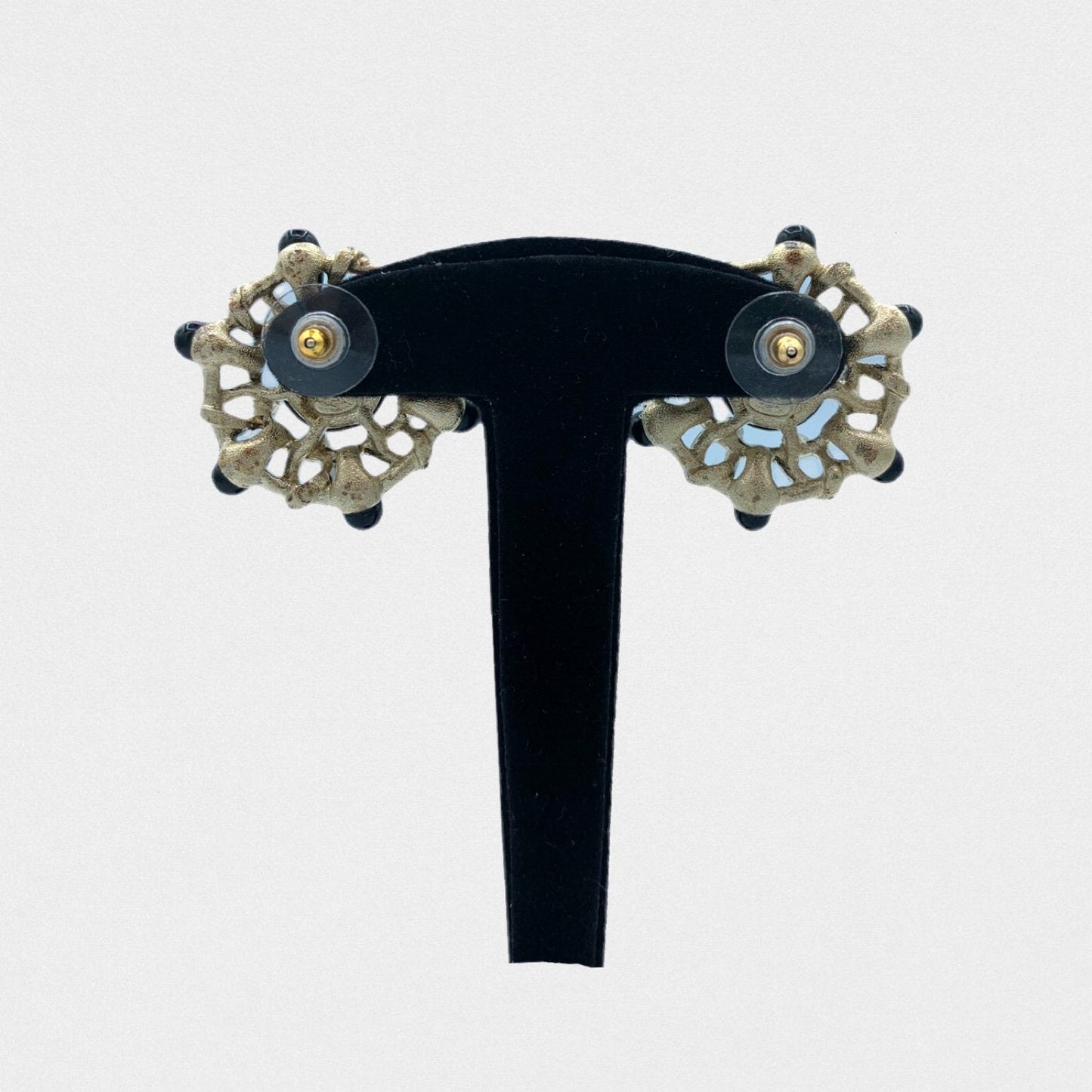 Chanel round earrings - MÃƒÆ’Ã‚Â©tiers d'art Hambourg 2017/2018