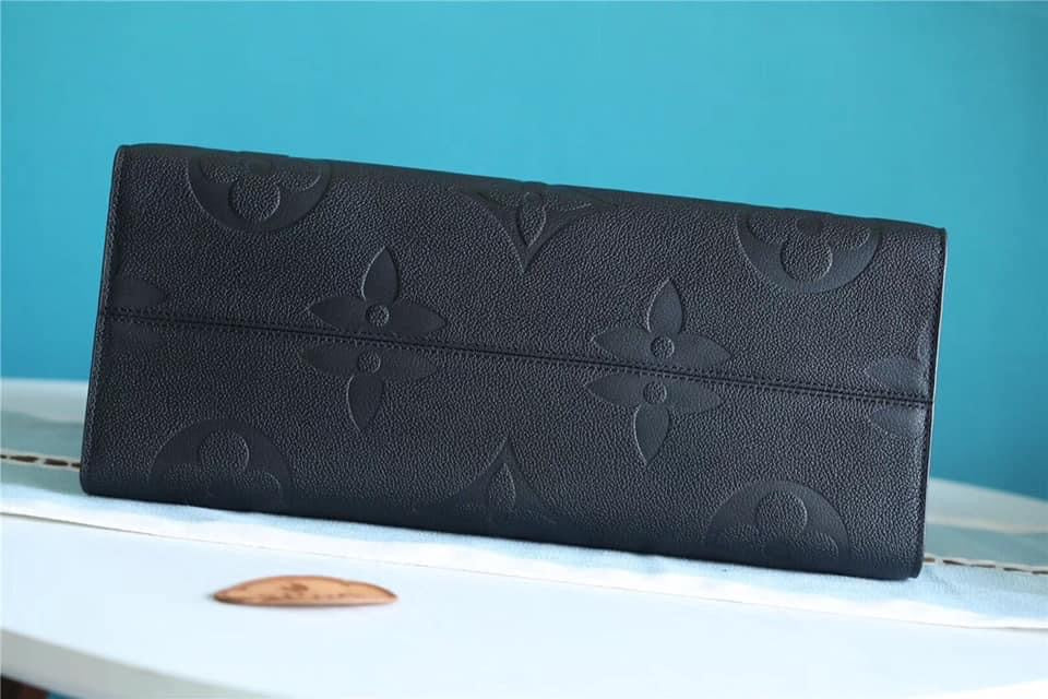 Louis Vuitton OnTheGo
