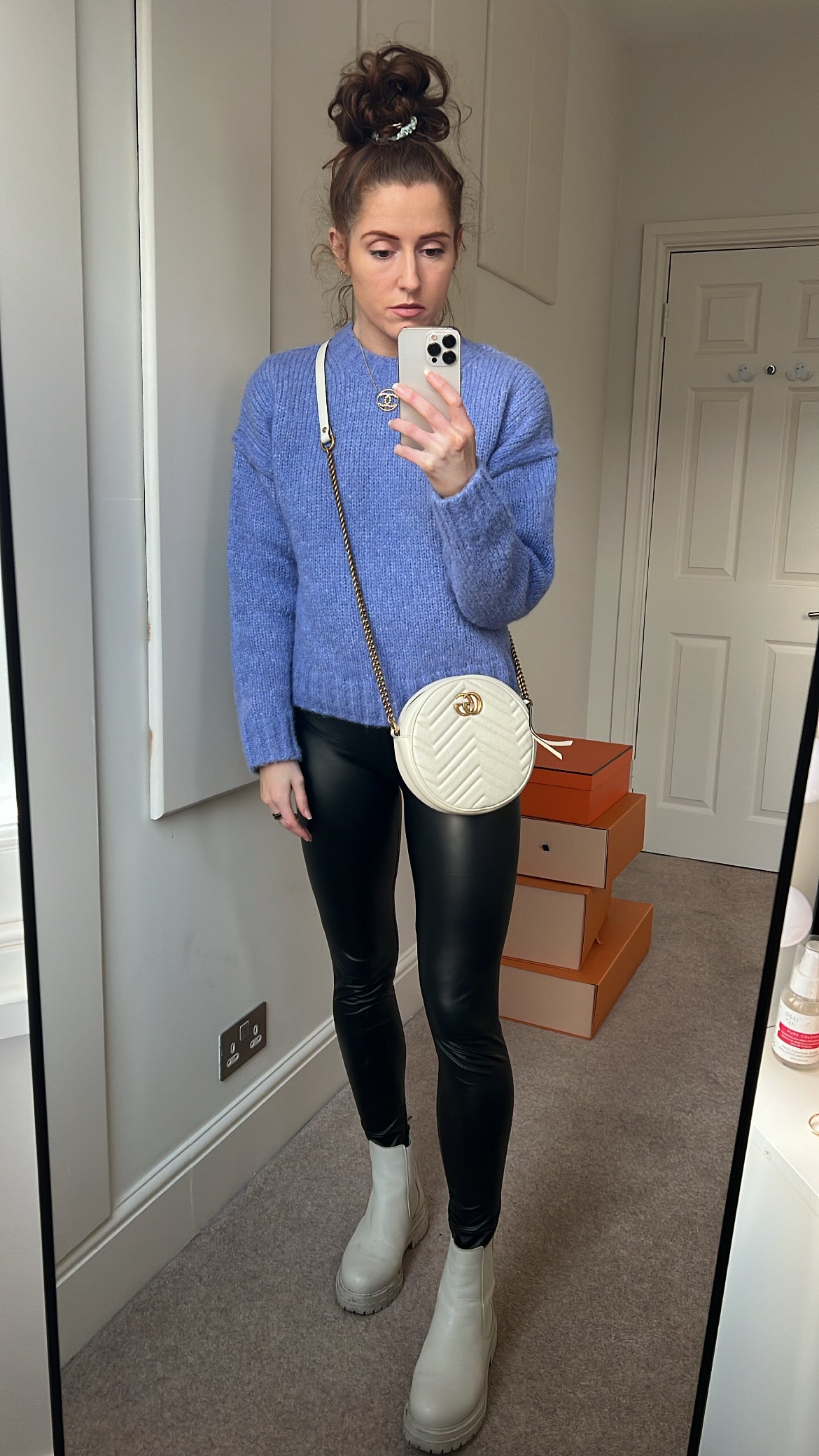 Gucci GG Round White Marmont Small Shoulder Bag (RRP Â£1,160)
