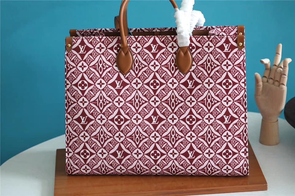 Louis Vuitton OnTheGo Gm