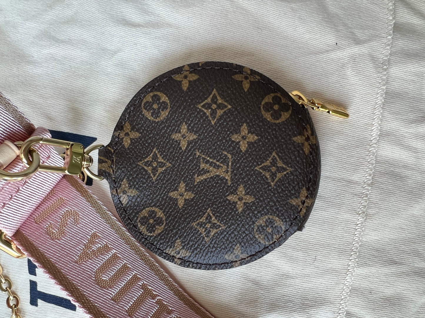 Louis Vuitton Multi Pochette Accessoires Rose Chiaro (RRP £1830)
