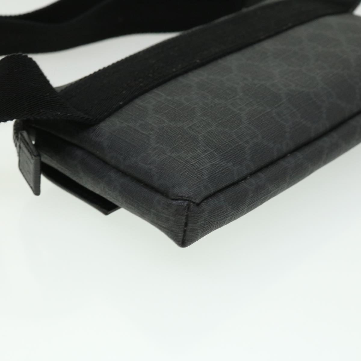 GUCCI GG Canvas Waist Bag PVC Leather Black ki2372