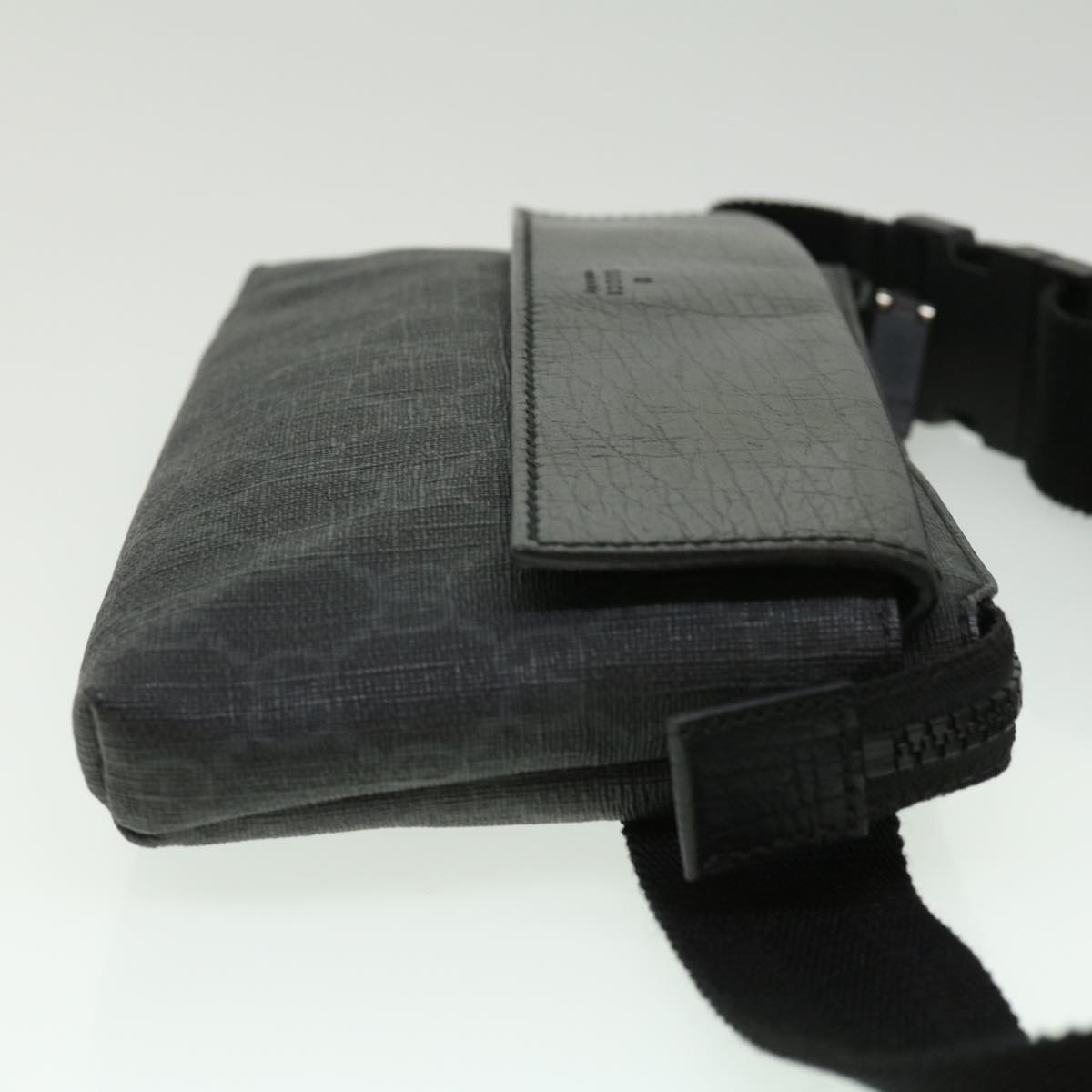 GUCCI GG Canvas Waist Bag PVC Leather Black ki2372