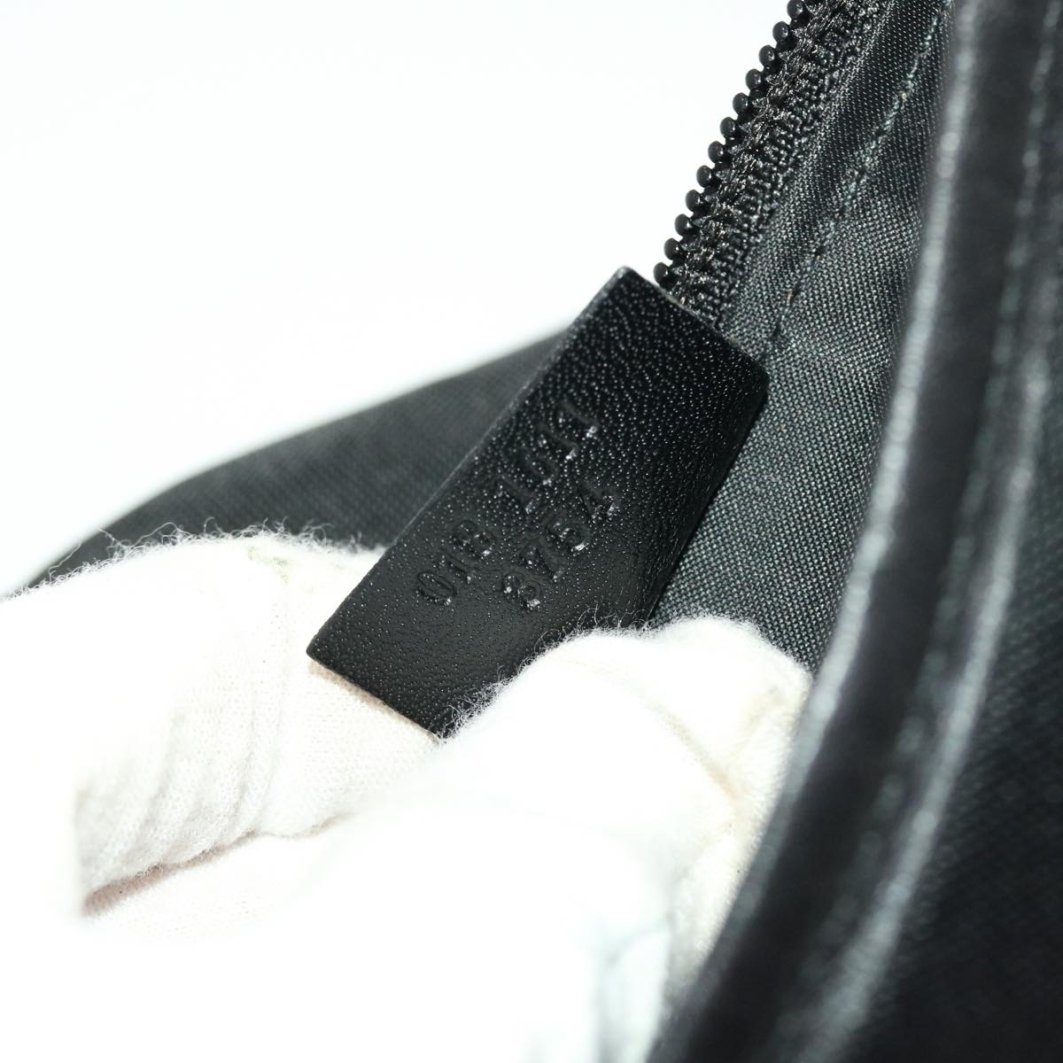 GUCCI Waist Bag Nylon Leather Black ki2883