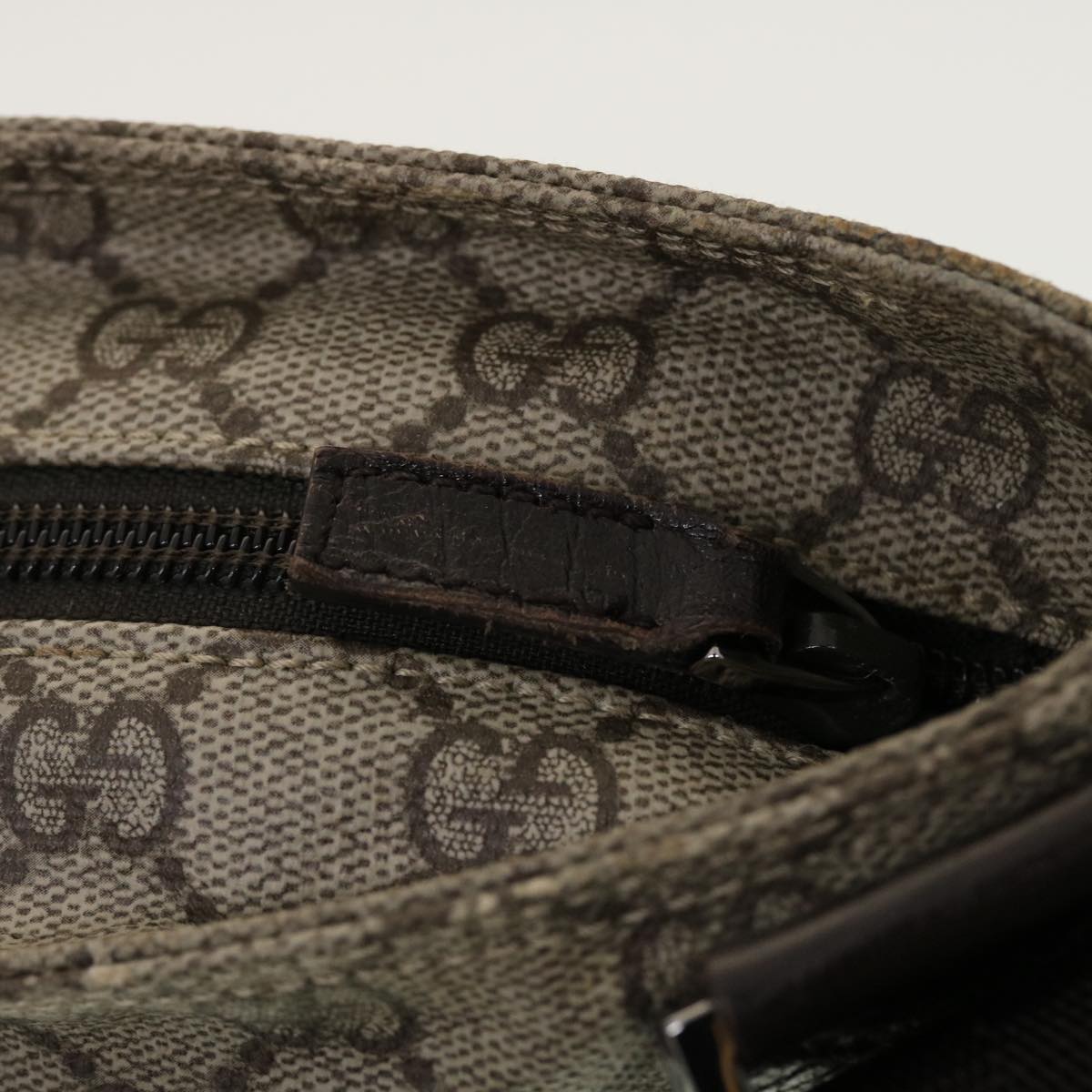 GUCCI GG Canvas Shoulder Bag PVC Leather Beige 141198 ki2884