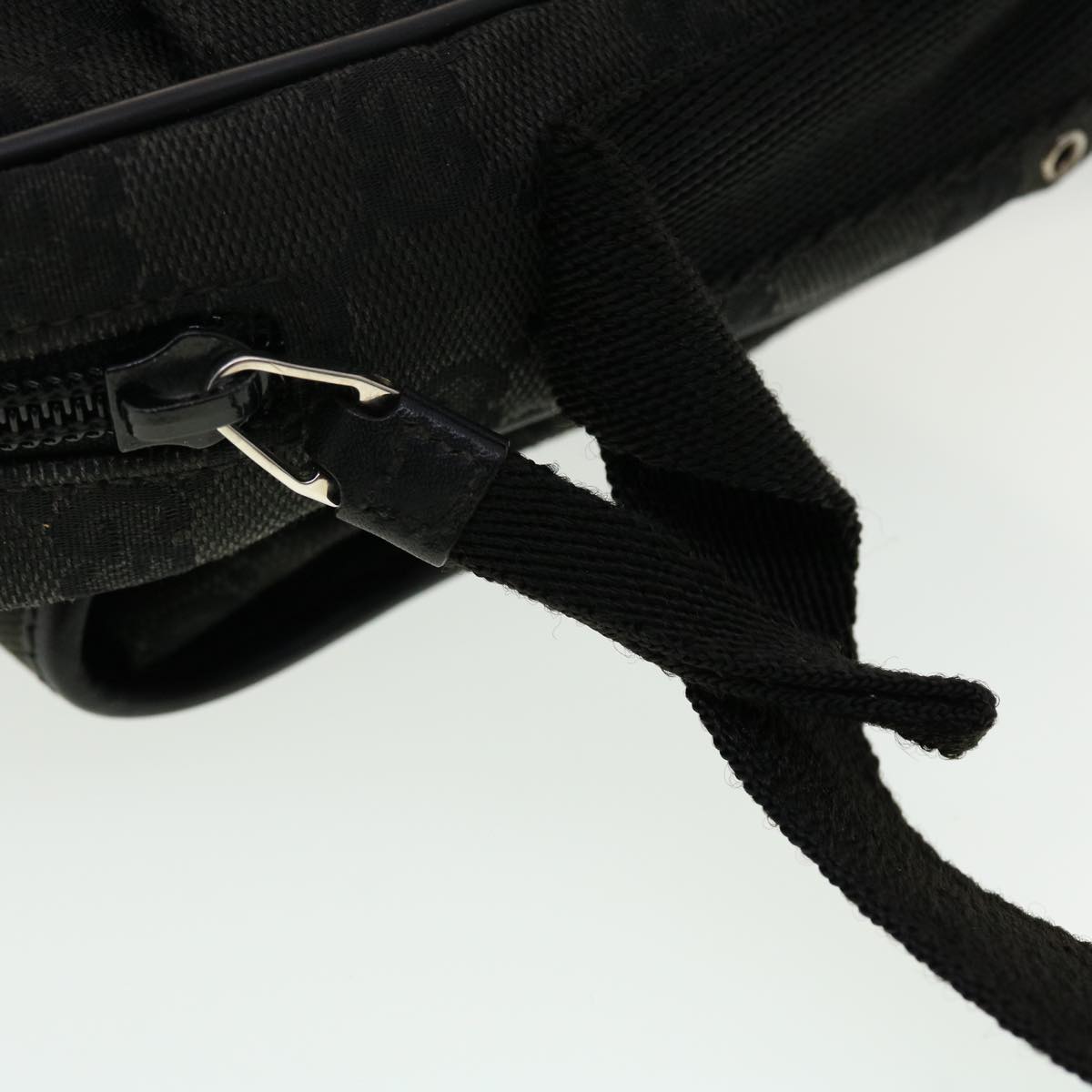 GUCCI GG Canvas Shoulder Bag Black 90470 ki2892