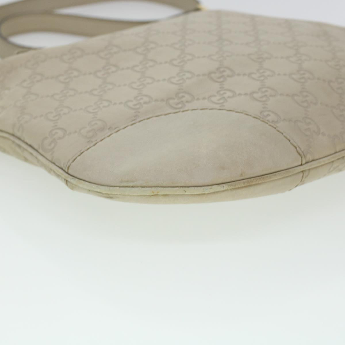 GUCCI GG Canvas Guccissima Shoulder Bag White ki2988