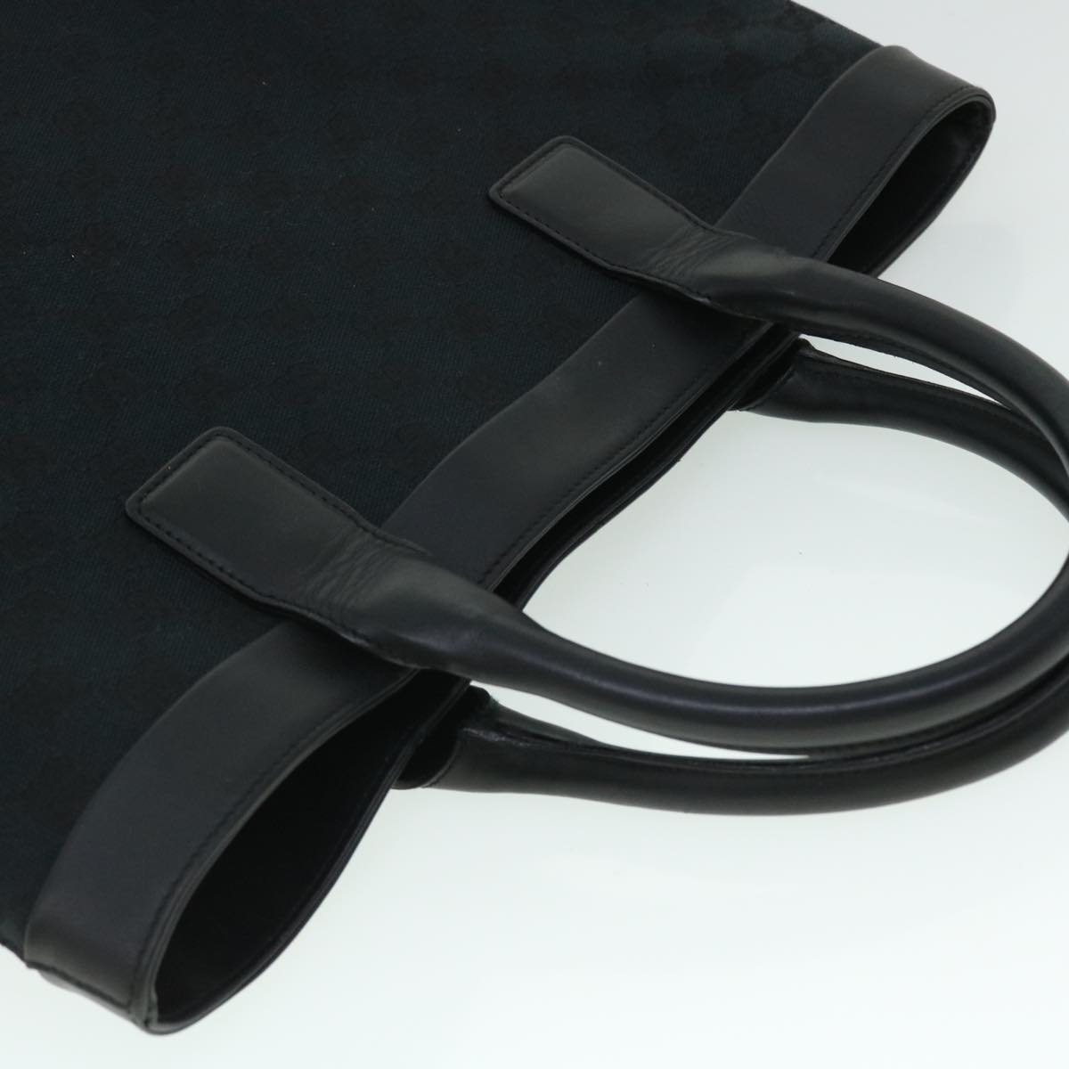 GUCCI GG Canvas Hand Bag Black ki3326