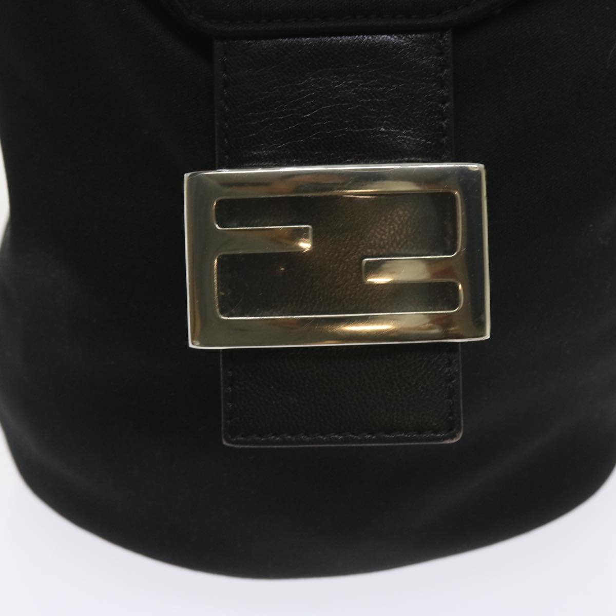 FENDI Mamma Baguette Shoulder Bag Nylon Black 2321 26765 009 ki3585
