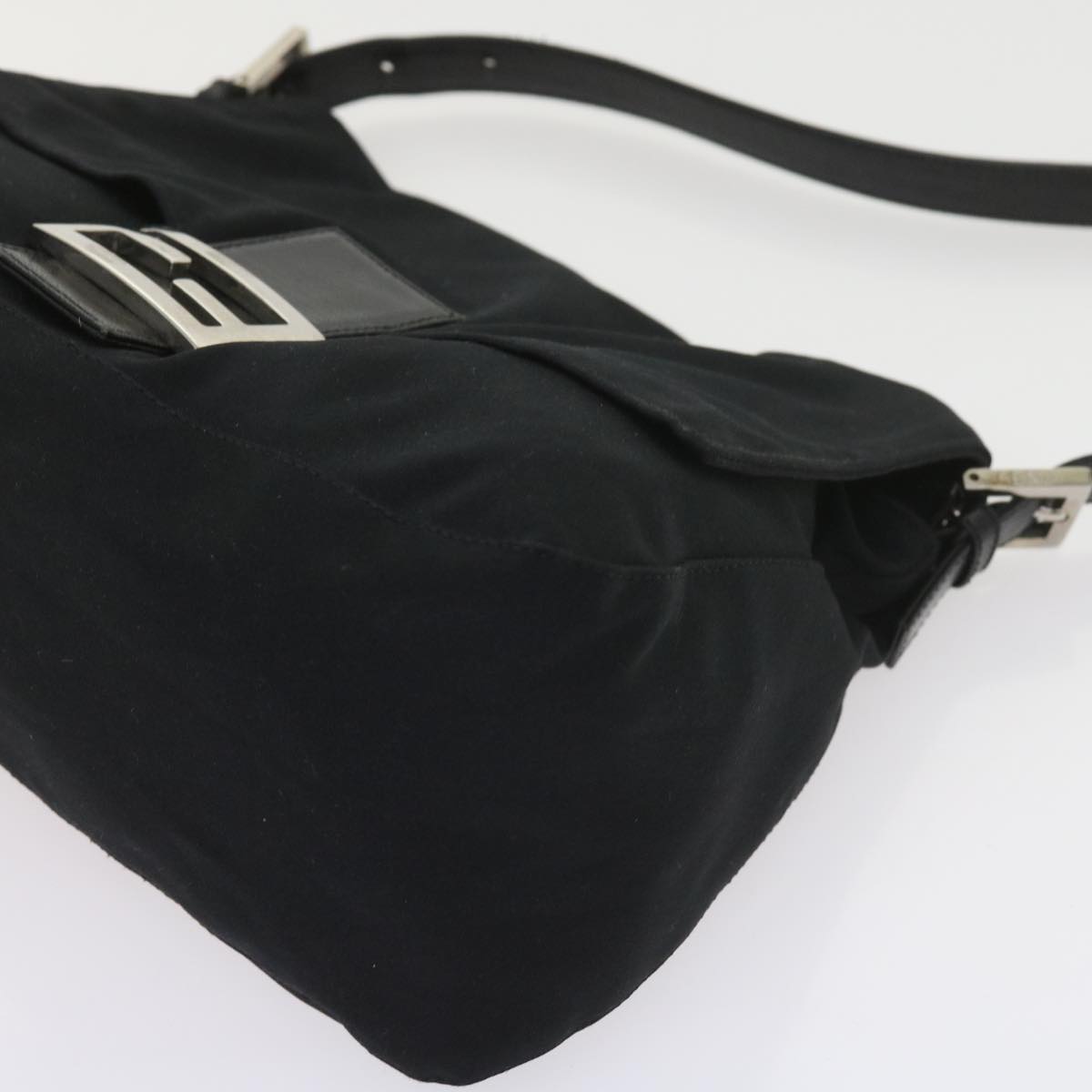FENDI Mamma Baguette Shoulder Bag Nylon Black ki3586
