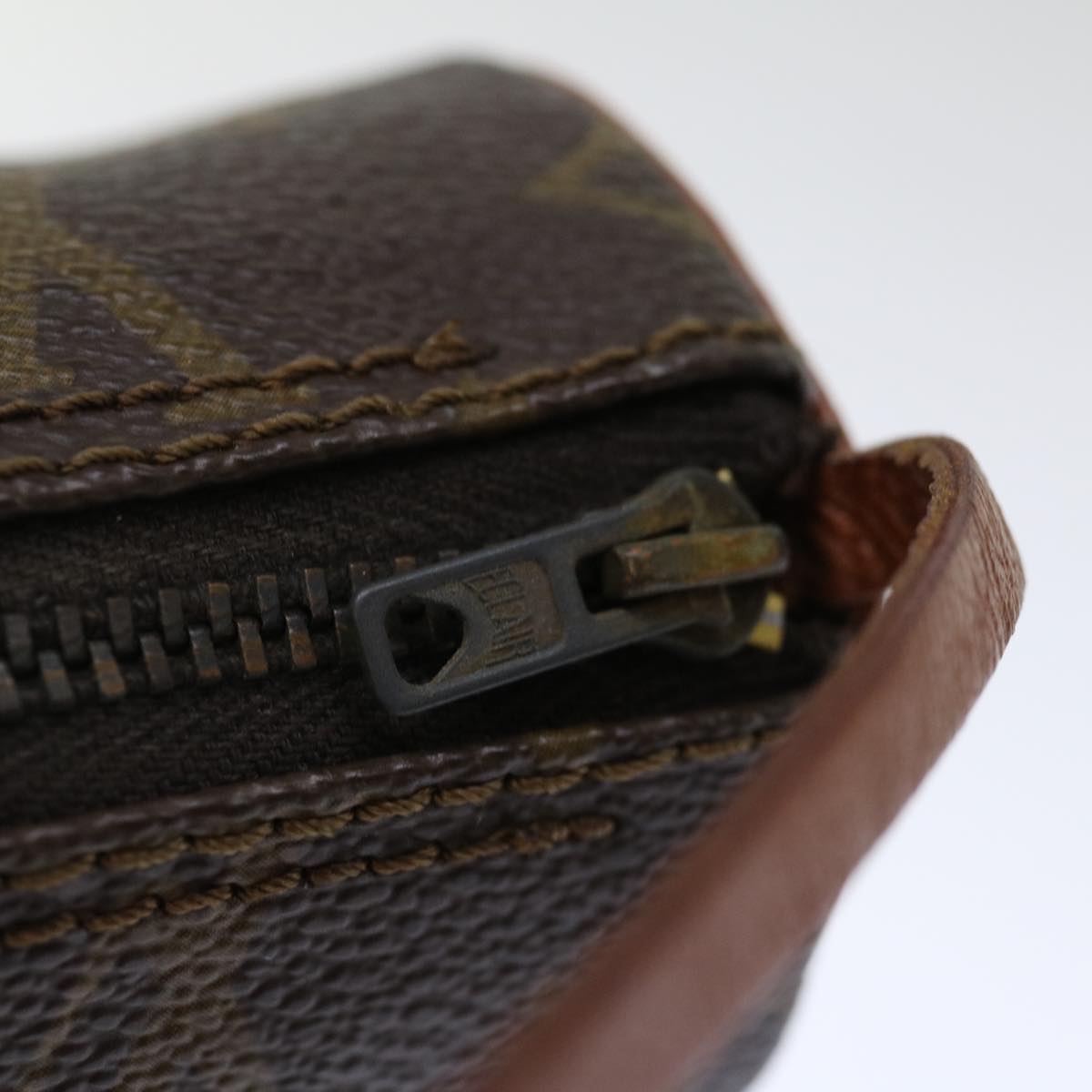 LOUIS VUITTON Monogram Papillon Pouch LV ki4357