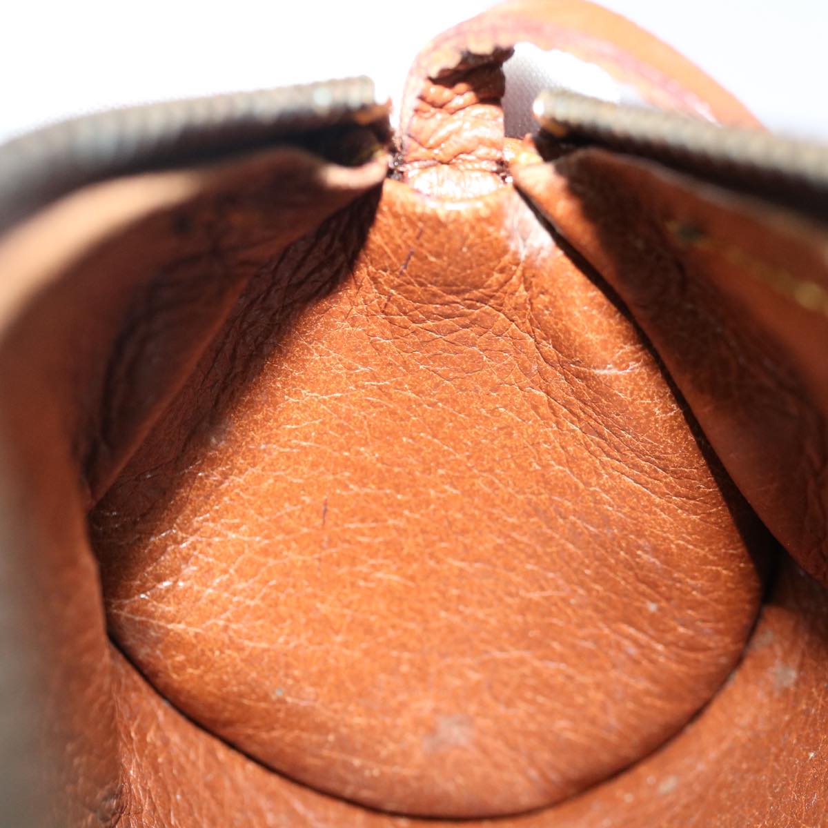 LOUIS VUITTON Monogram Papillon Pouch LV ki4357