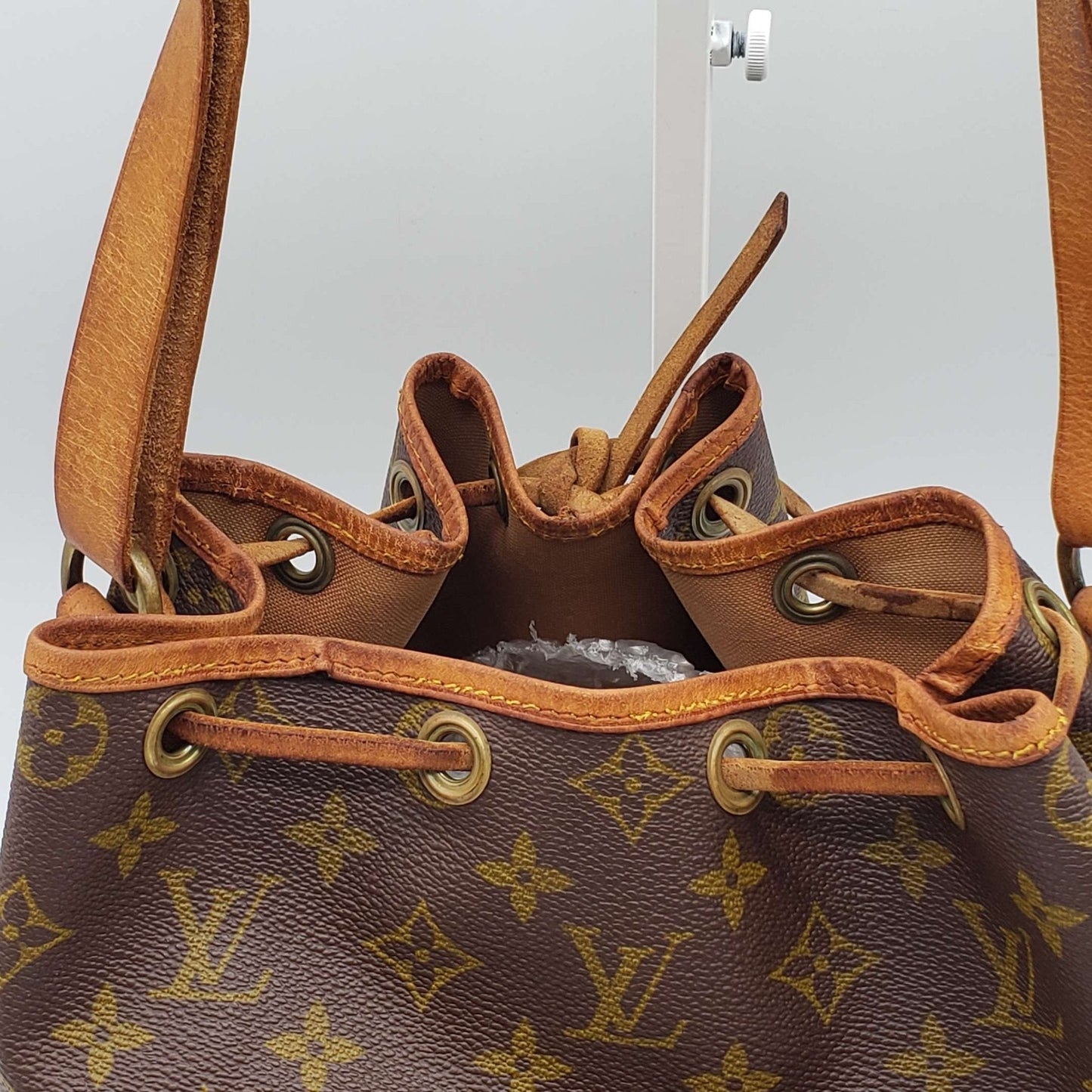 LOUIS VUITTON MONOGRAM PETIT NOE DRAWSTRING BAG