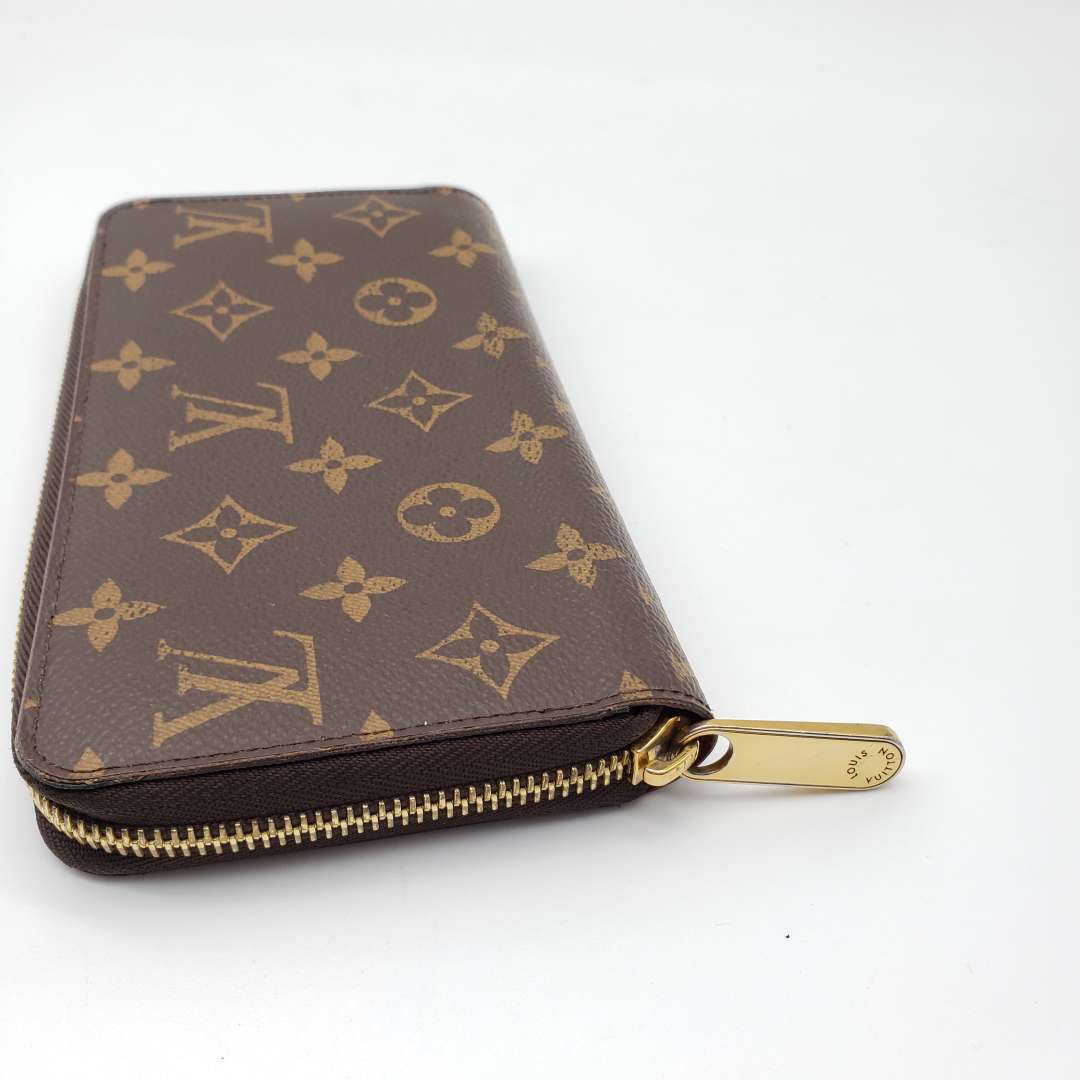 Louis Vuitton Zippy Zip Monogram Wallet