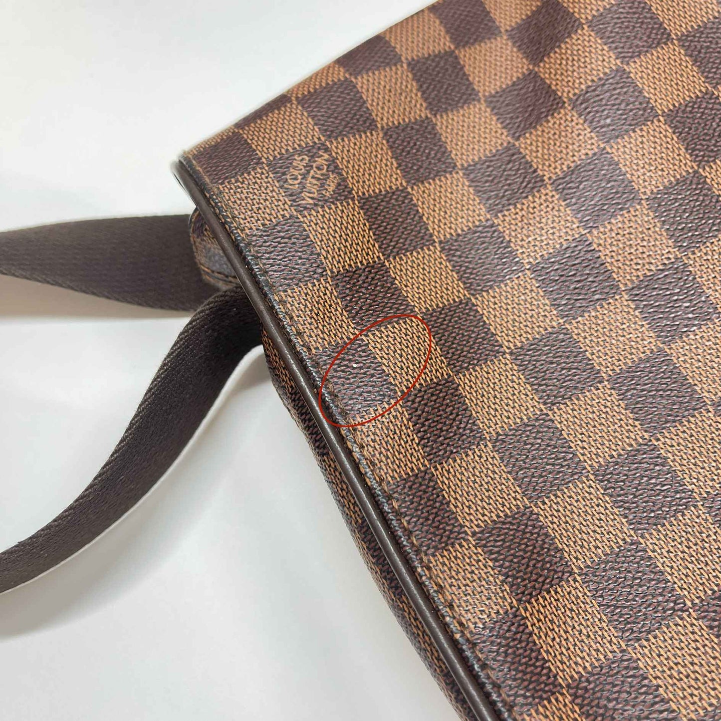 Men's Damier Ebene Brooklyn Pm Messenger Bag Brown
