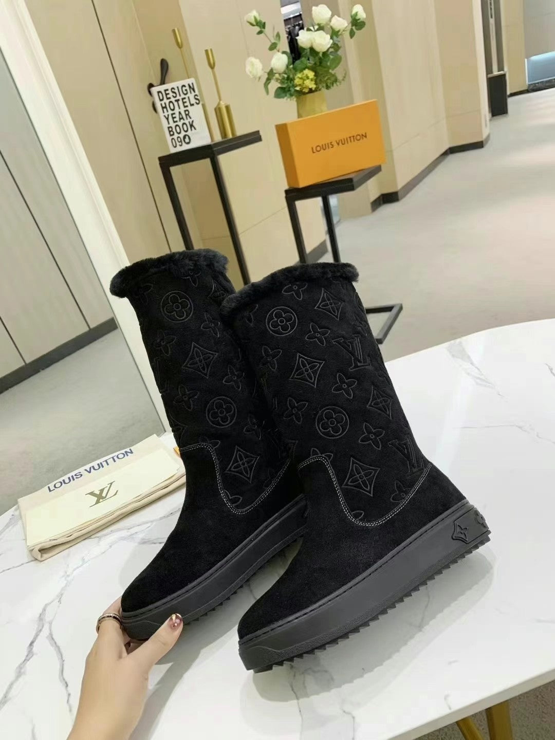 LV SUEDE GLMNOGRAM BOOTS BLACK