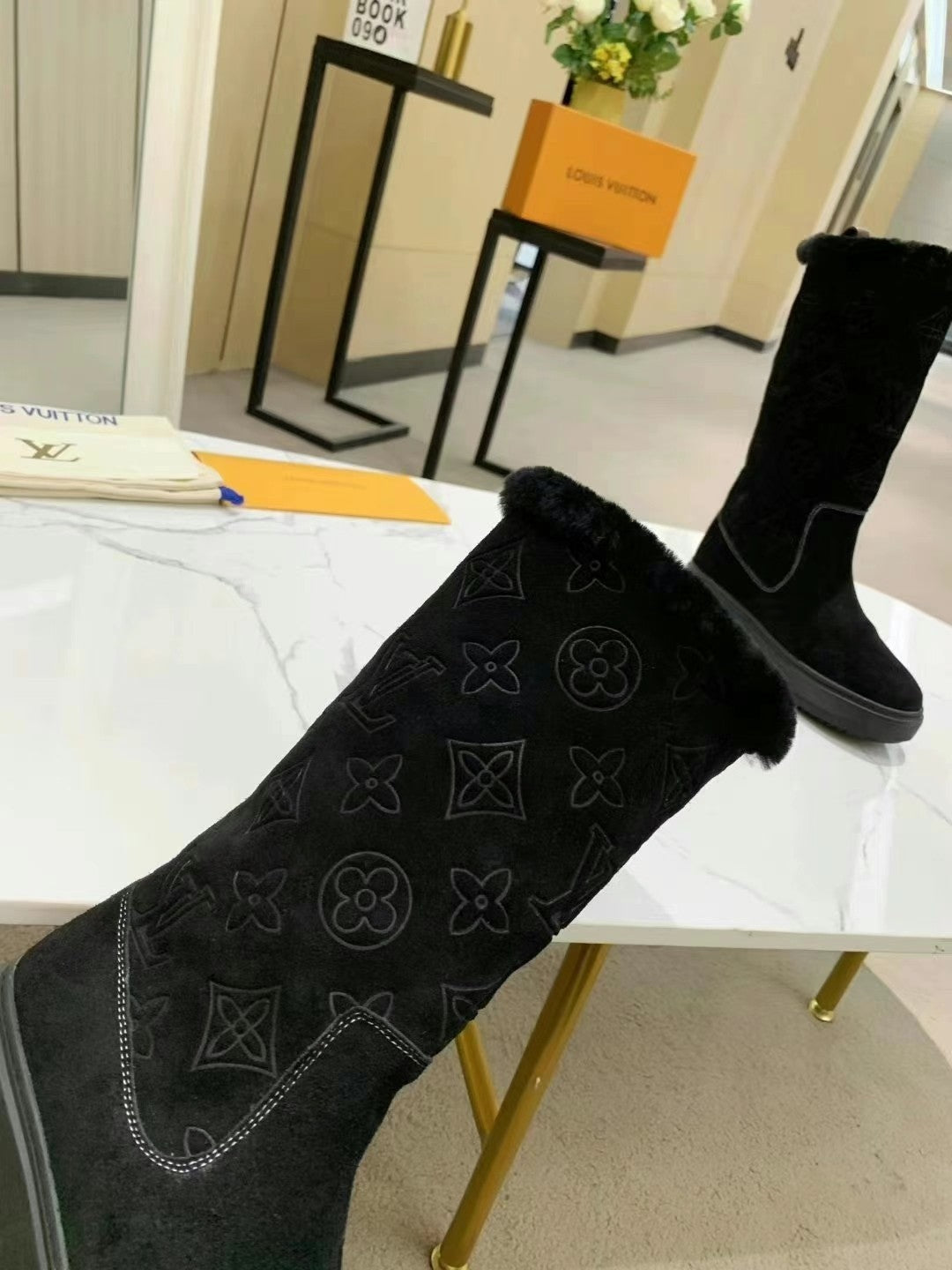 LV SUEDE GLMNOGRAM BOOTS BLACK