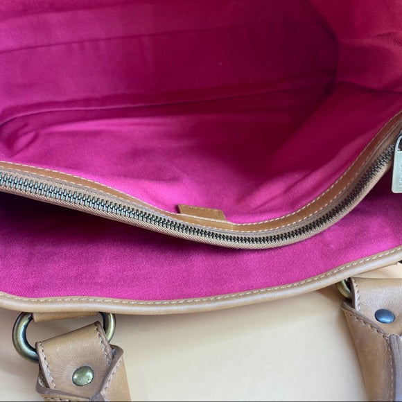 CELINE pink logo tote