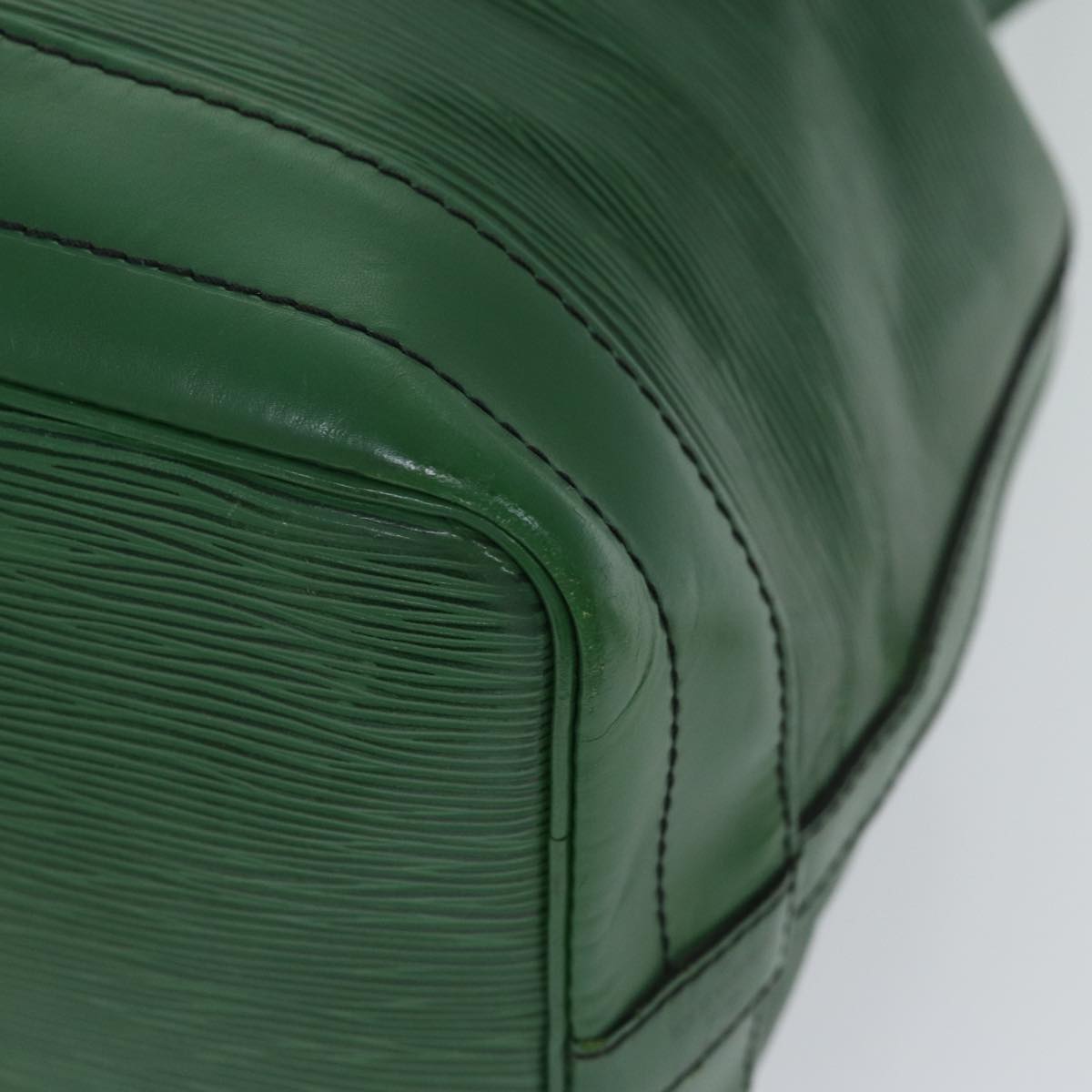 LOUIS VUITTON Epi Noe Shoulder Bag Green M44004 LV mr145