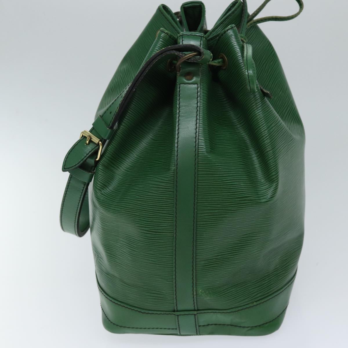 LOUIS VUITTON Epi Noe Shoulder Bag Green M44004 LV mr145