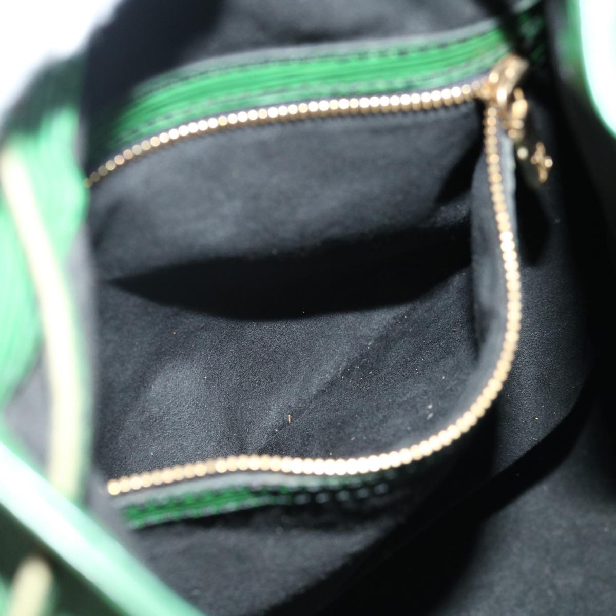 LOUIS VUITTON Epi Noe Shoulder Bag Green M44004 LV mr148