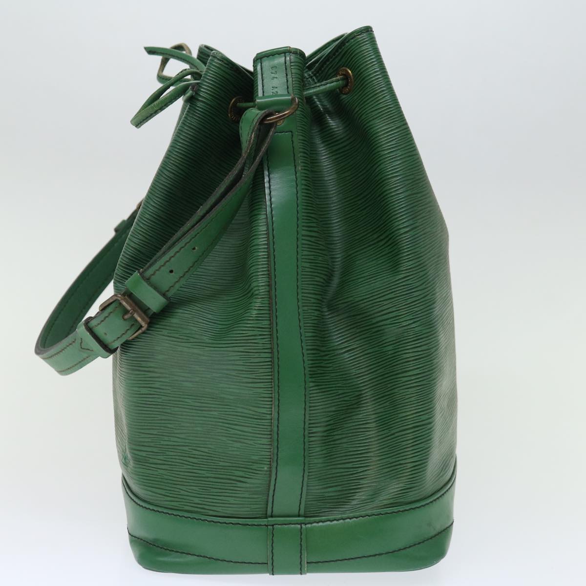 LOUIS VUITTON Epi Noe Shoulder Bag Green M44004 LV mr148