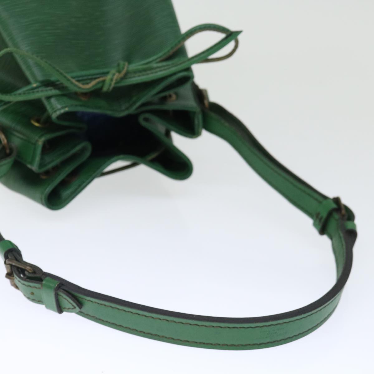 LOUIS VUITTON Epi Noe Shoulder Bag Green M44004 LV mr148