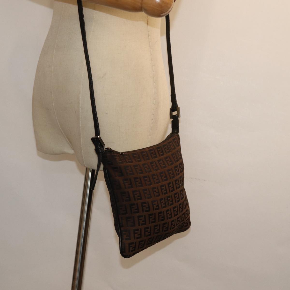 FENDI Zucchino Canvas Shoulder Bag Brown mr304