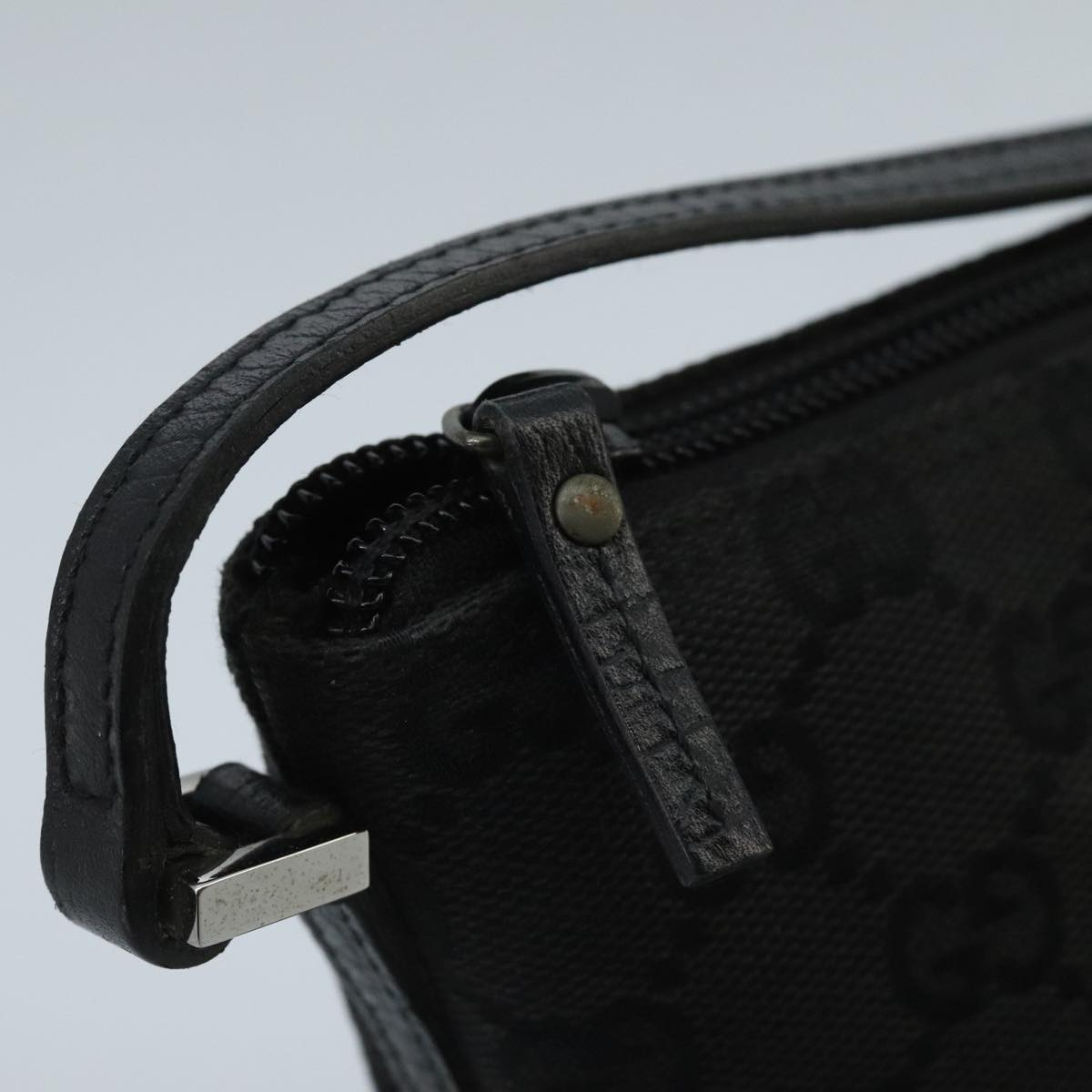GUCCI GG Canvas Accessory Pouch Black Silver 07198 mr638